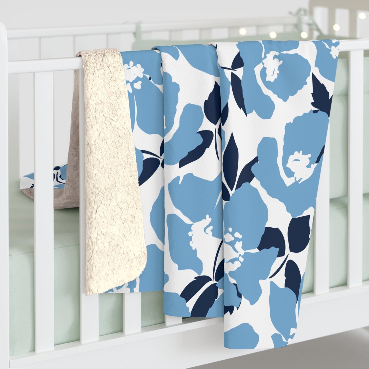 Sherpa Blanket | Light Blue & White | Poppy