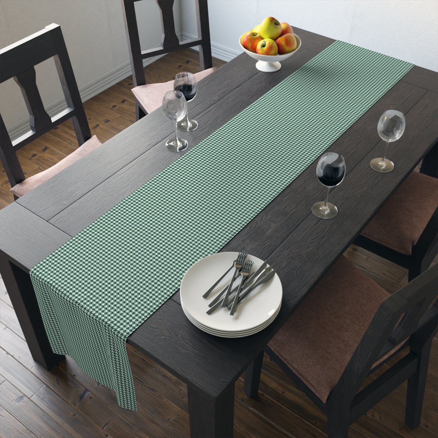 Table Runner | New Orleans, Louisiana | Houndstooth