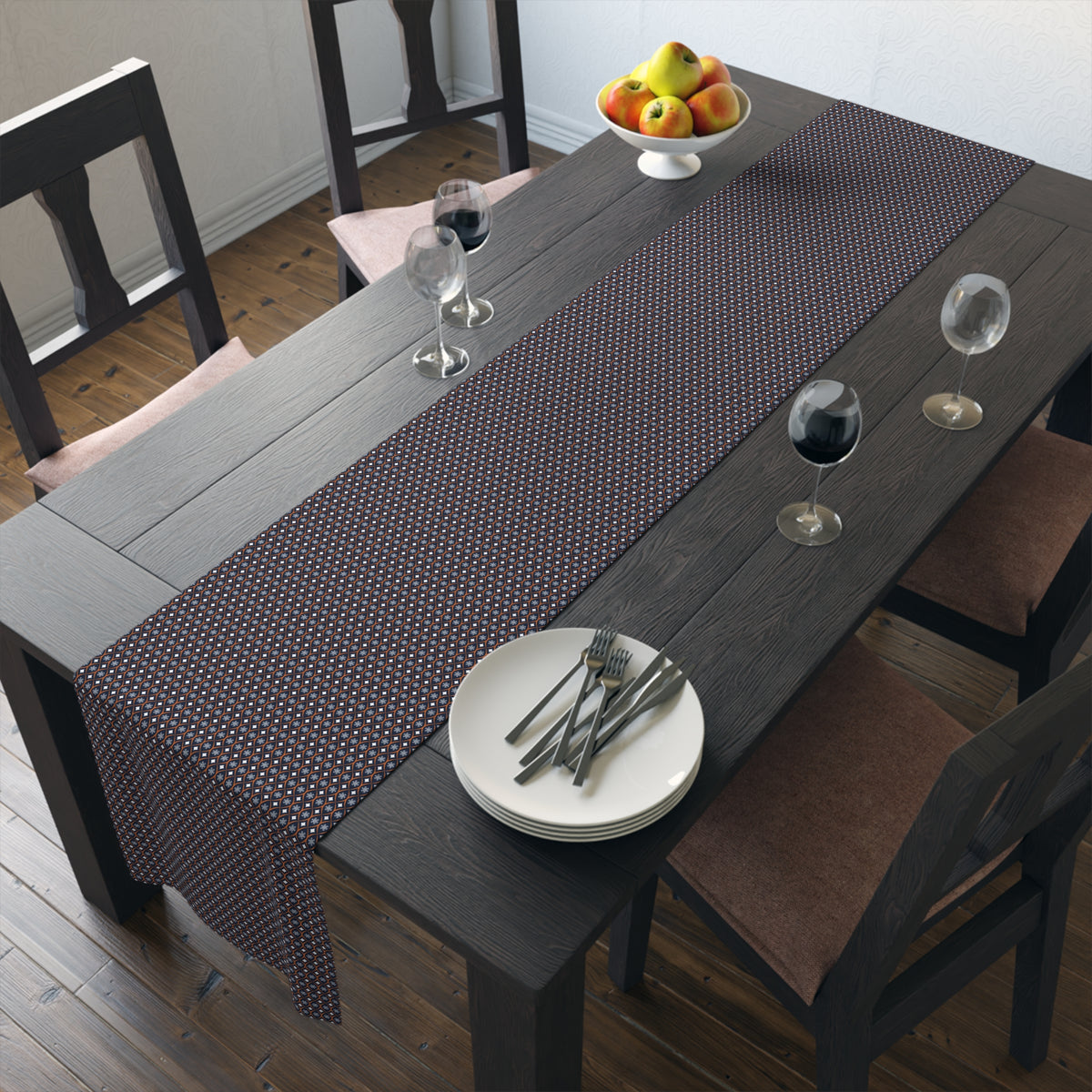 Table Runner | Auburn, Alabama | Snow