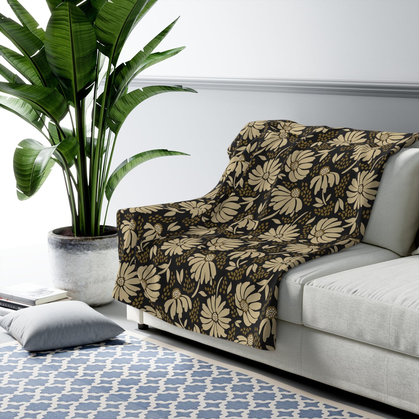 Sherpa Fleece Blanket | Black & Gold | Bellis
