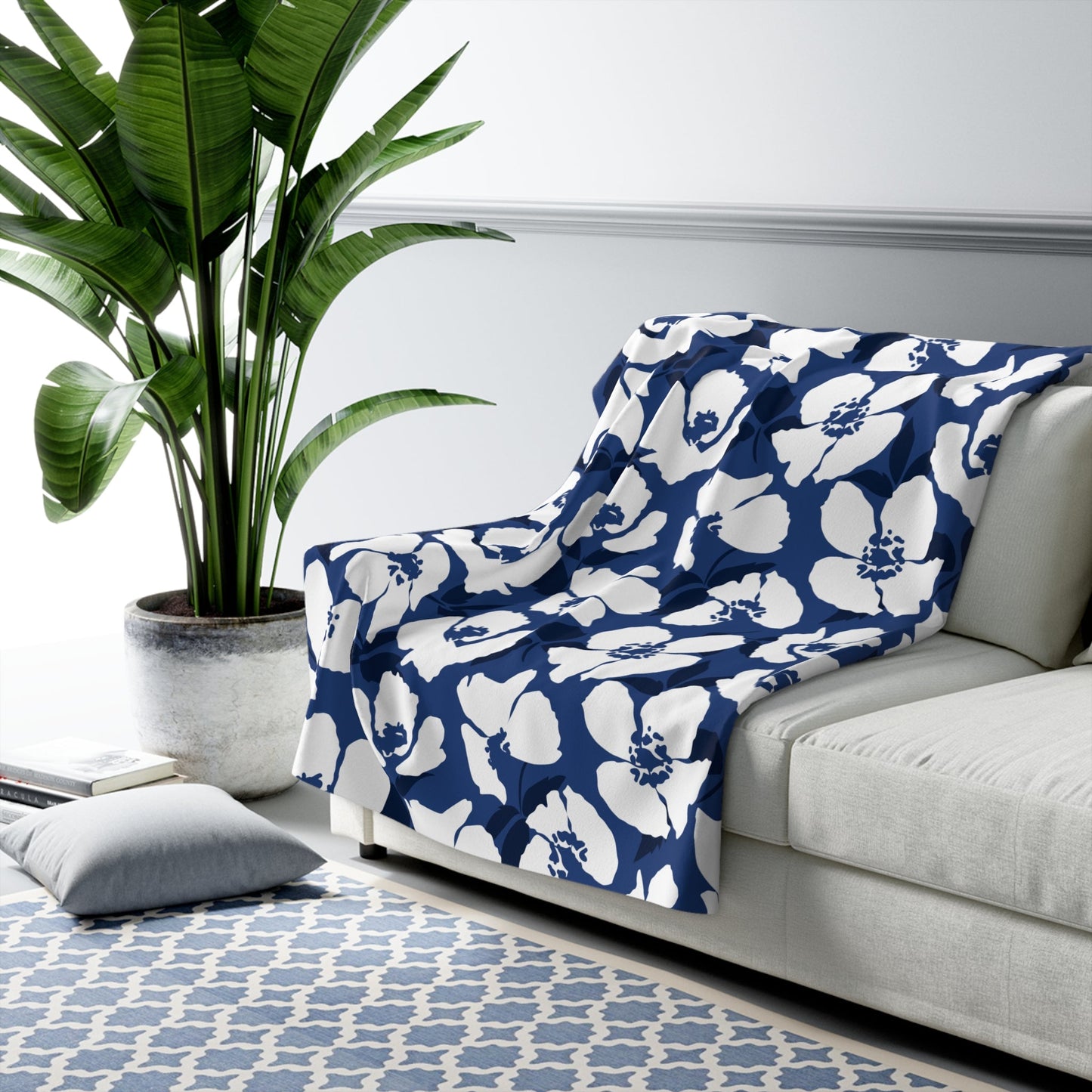 Sherpa Fleece Blanket | Navy & White | Poppy