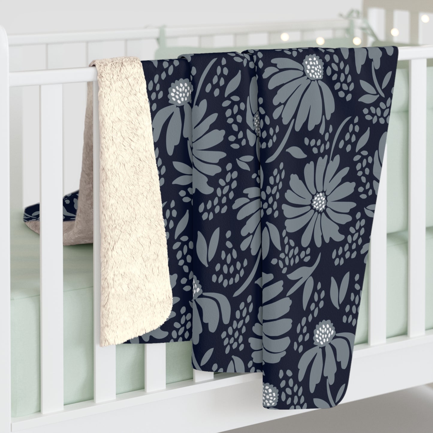 Sherpa Blanket | Storrs, Connecticut | Bellis