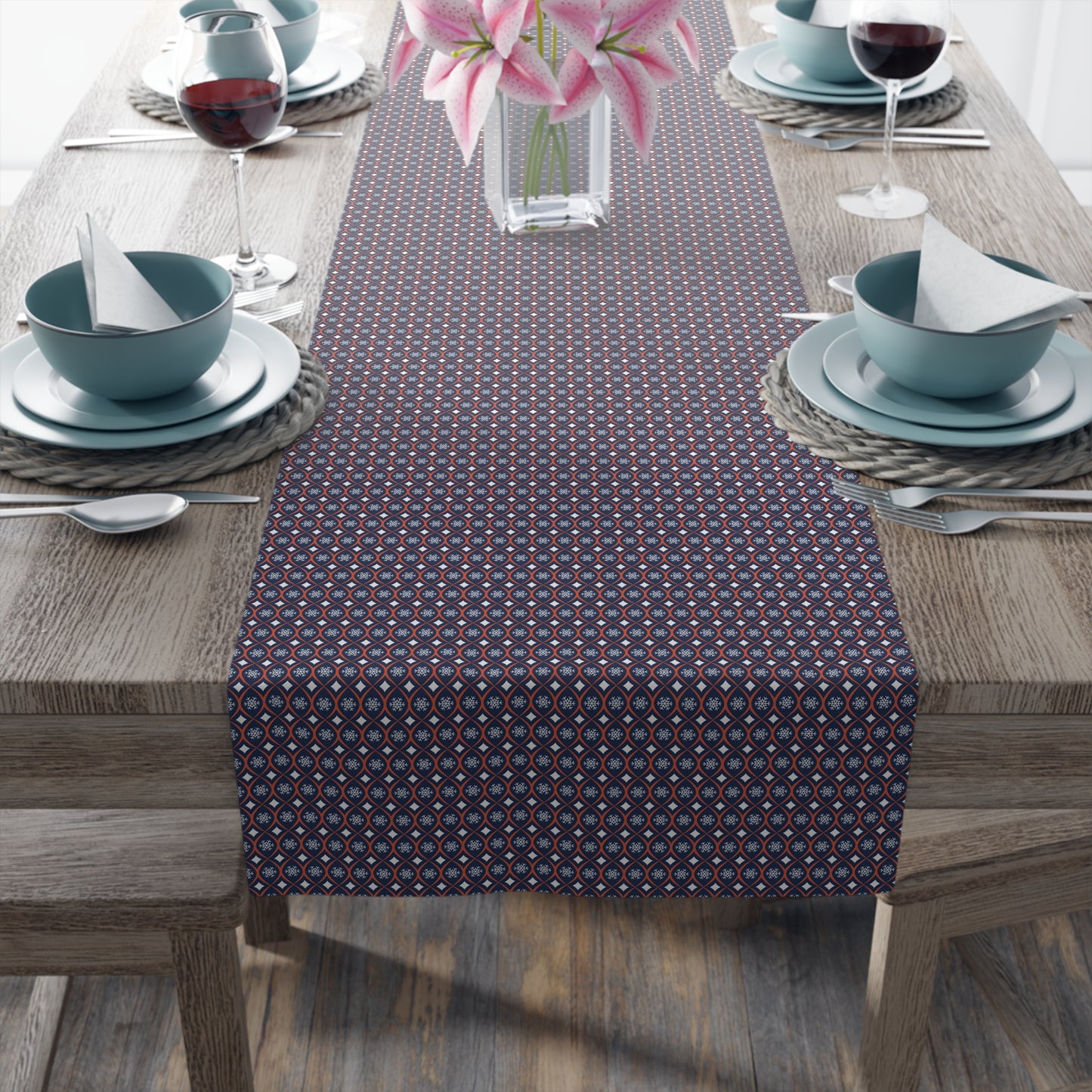 Table Runner | Charlottesville, Virginia | Snow