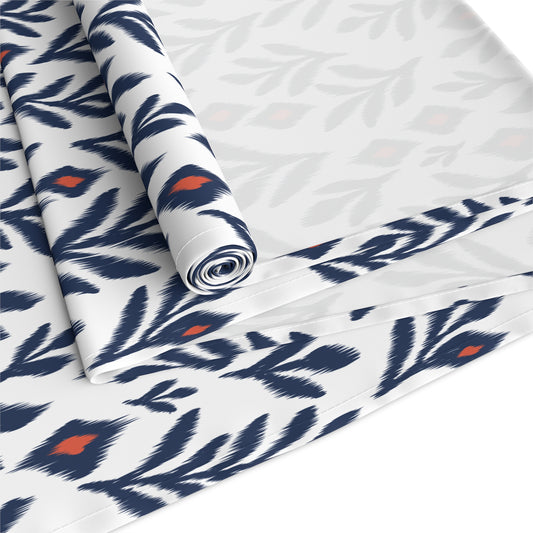 Table Runner | Charlottesville, Virginia | Laurel