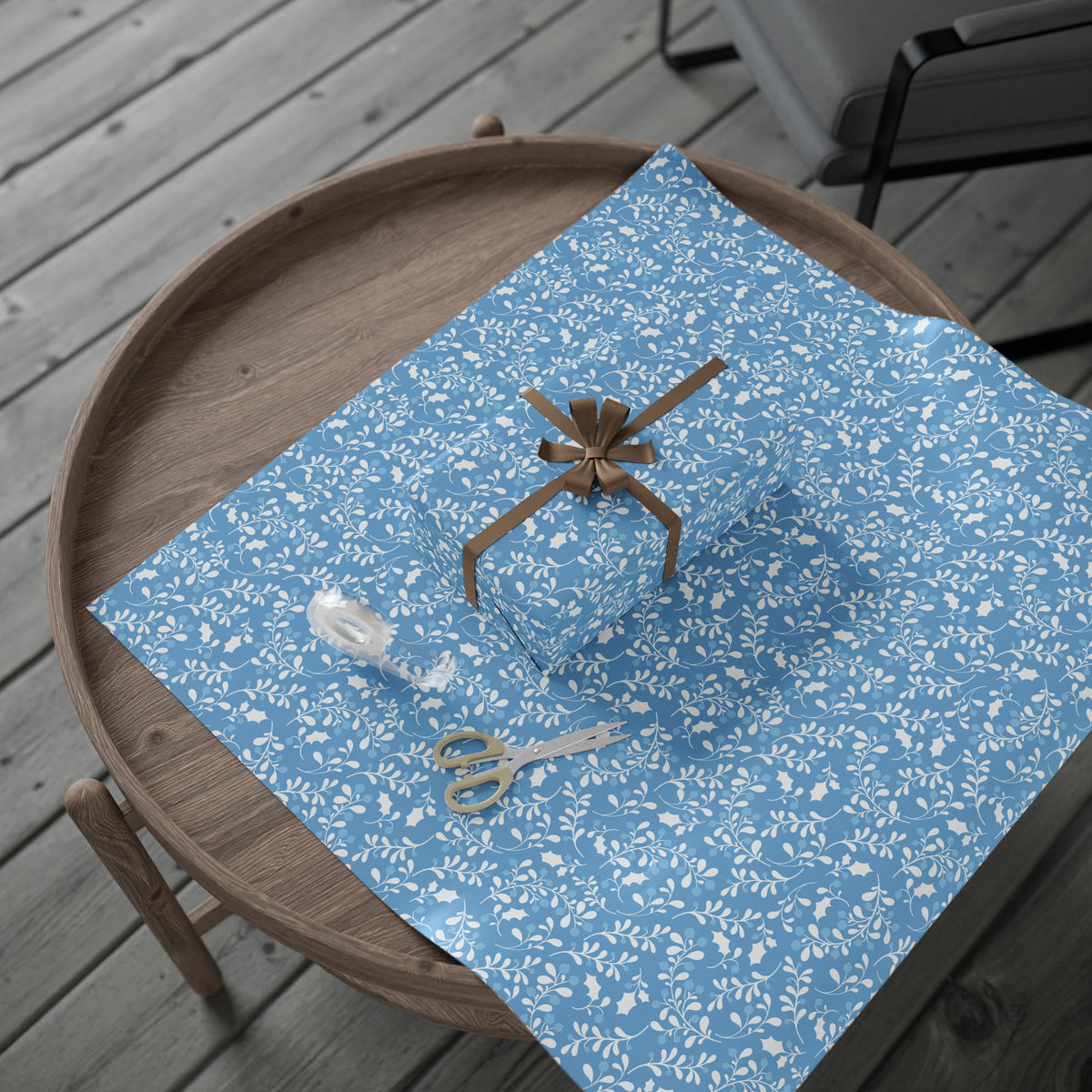 Gift Wrap | Chapel Hill, North Carolina | Holly