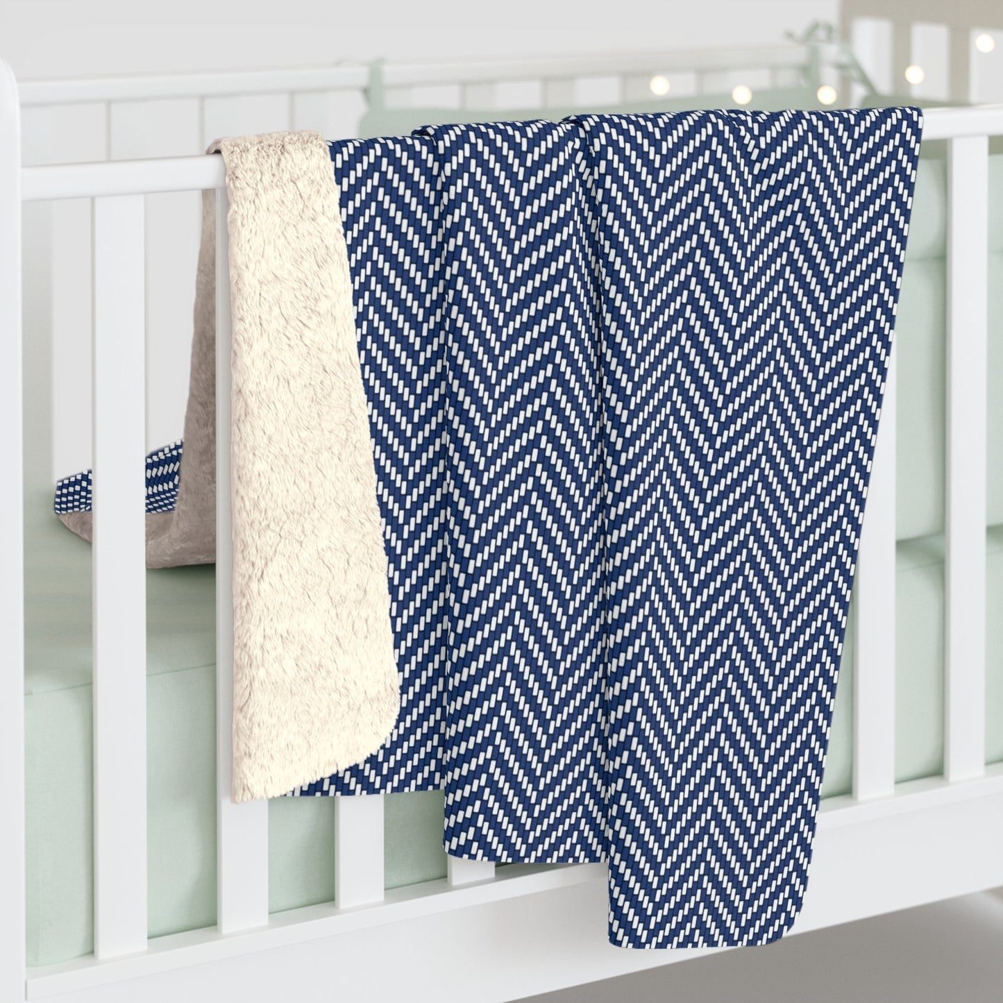 Sherpa Blanket | Navy & White | Herringbone