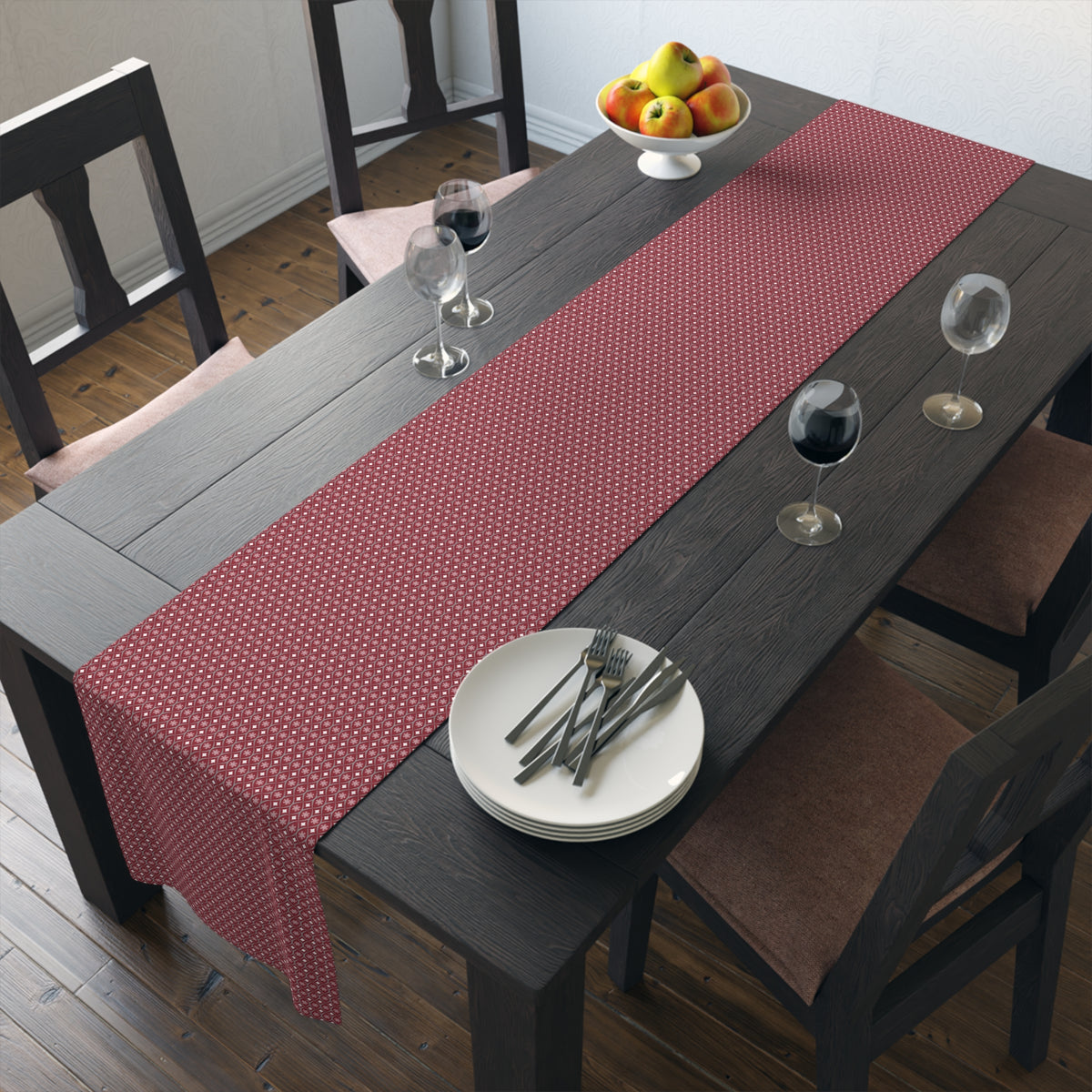 Table Runner | Tuscaloosa, Alabama | Snow