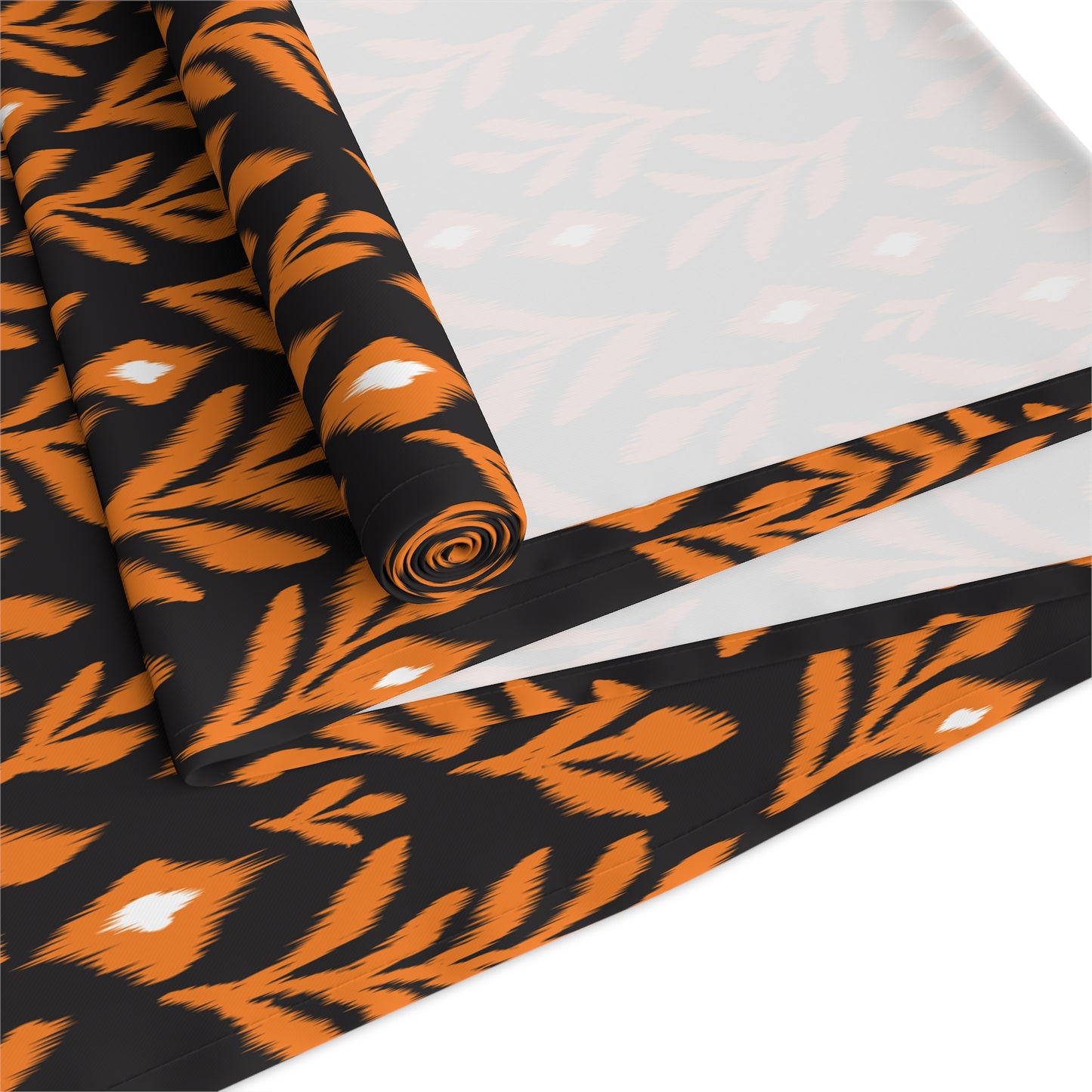 Table Runner | Princeton, New Jersey | Laurel