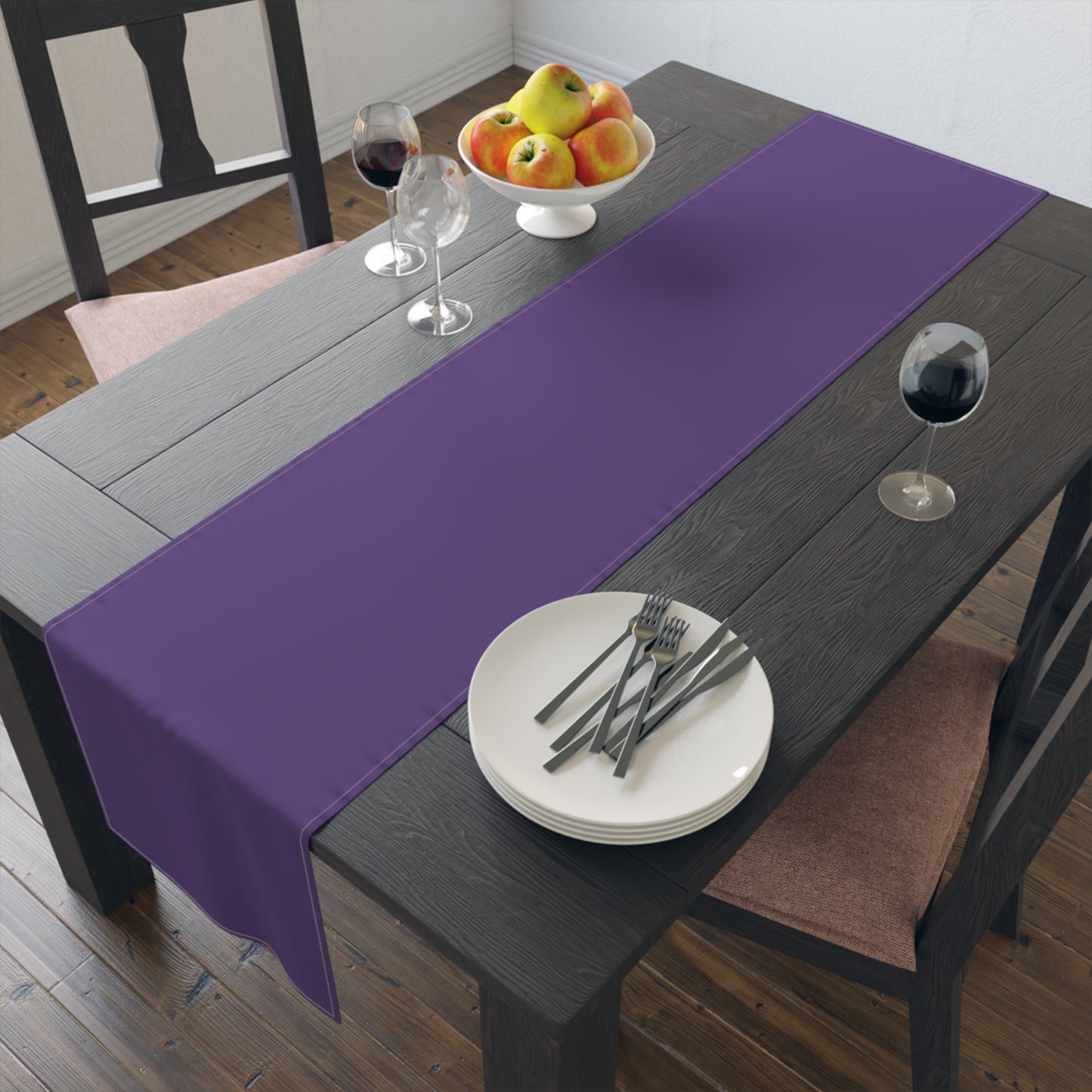 Table Runner | Baton Rouge, Louisiana | Dark�