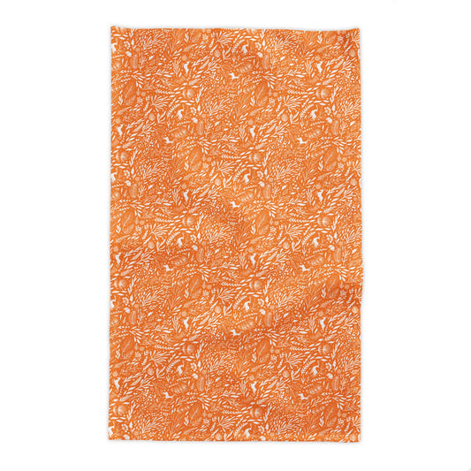 Tablecloth | Knoxville, Tennessee | Fauna