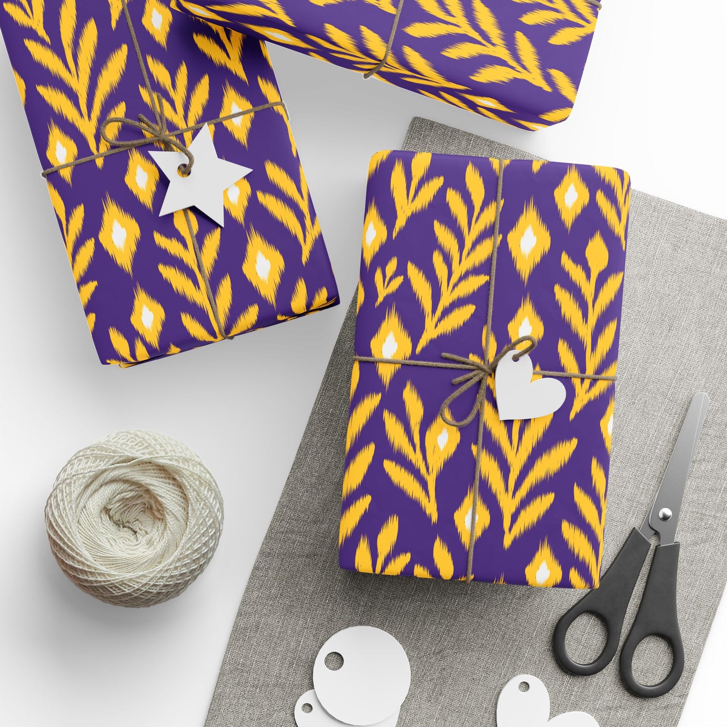 Gift Wrap | Baton Rouge, Louisiana | Laurel