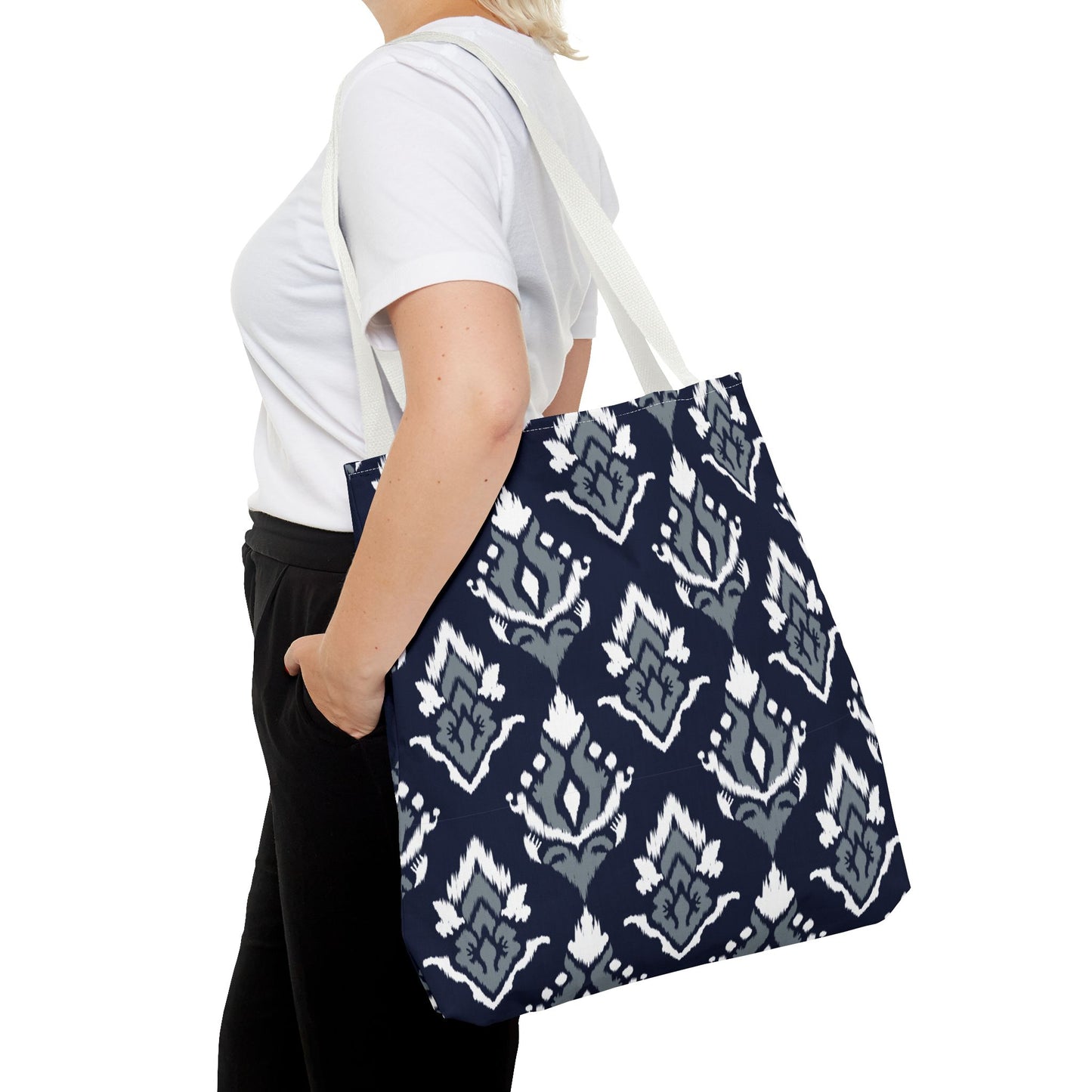 Totes | Storrs, Connecticut | Ikat