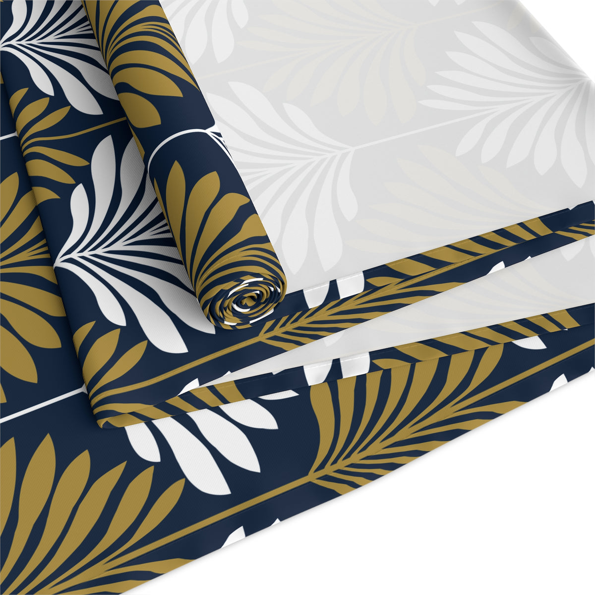 Table Runner | Notre Dame, Indiana | Deco