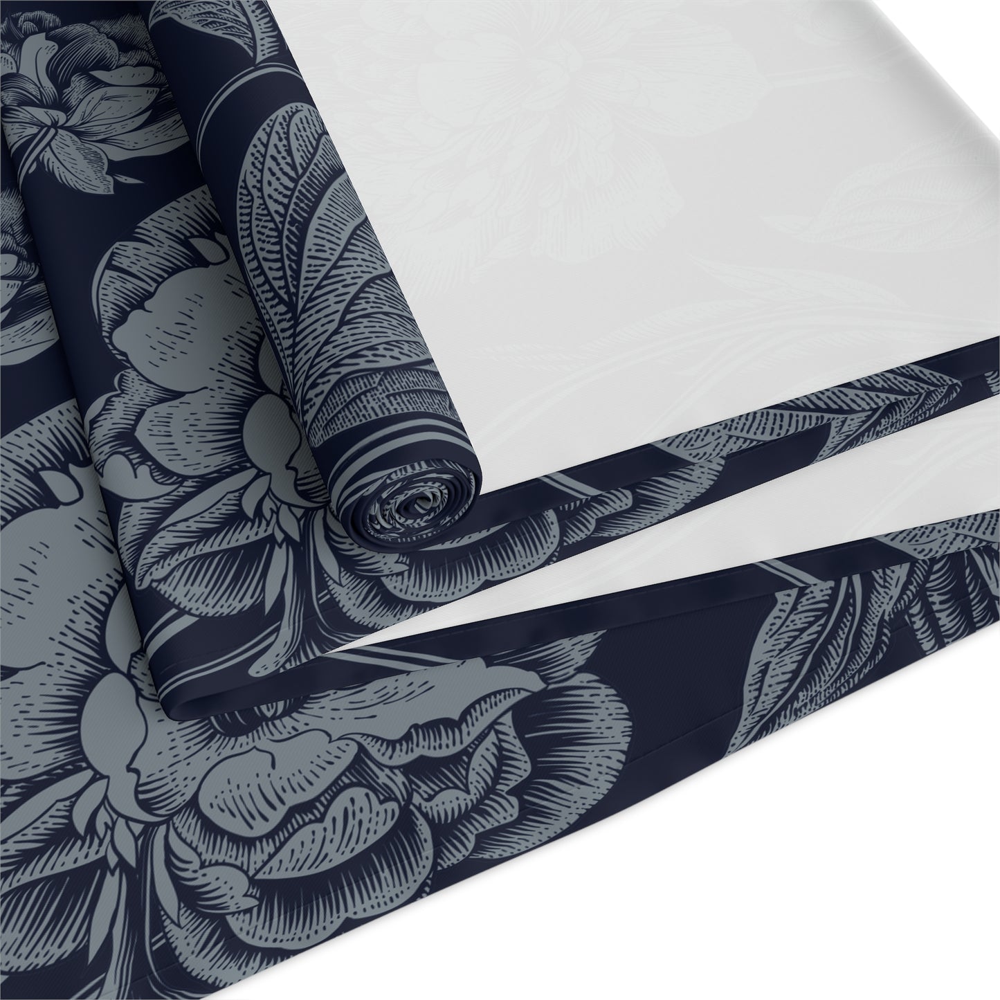 Table Runner | Storrs, Connecticut | Peony