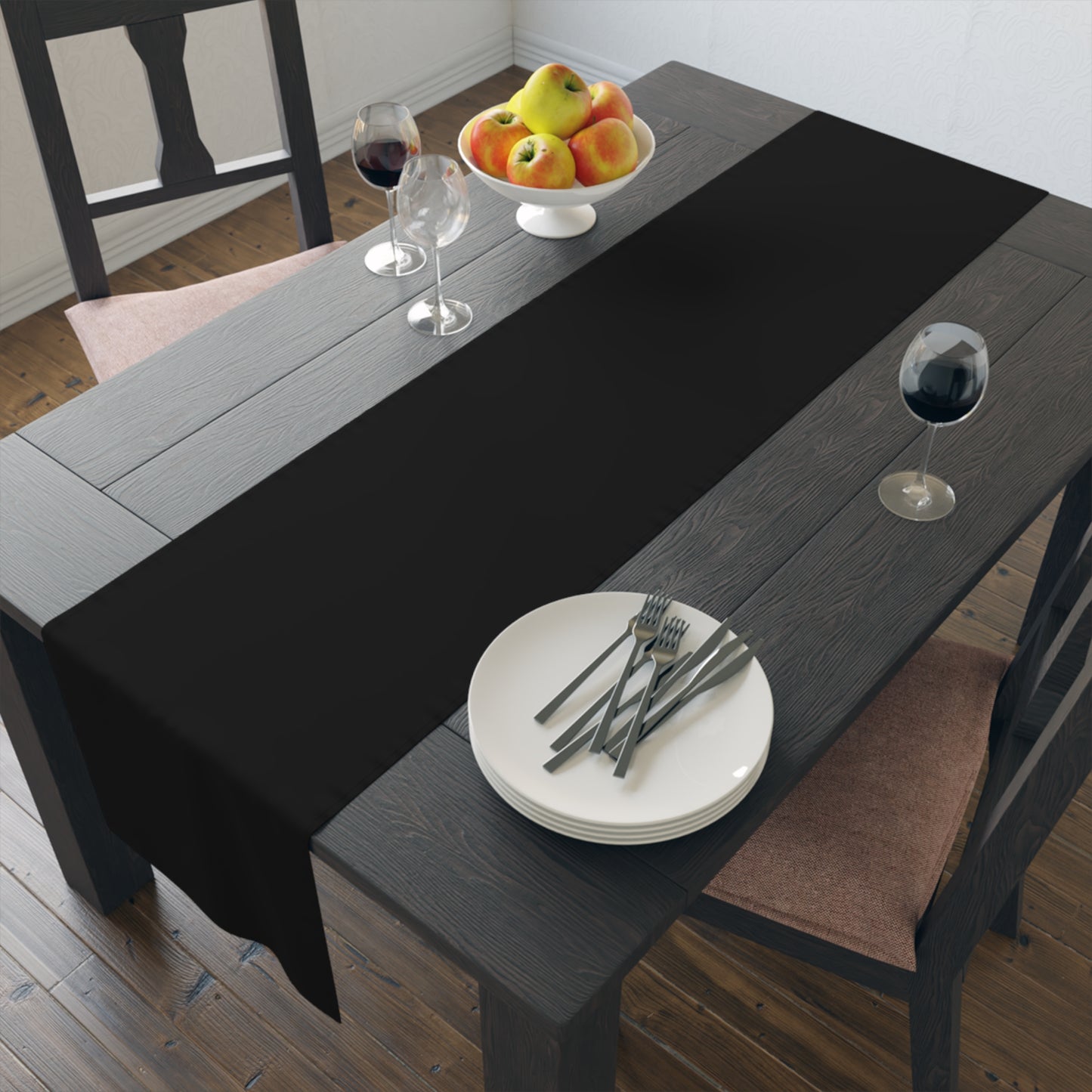 Table Runner | New Brunswick, New Jersey | Dark