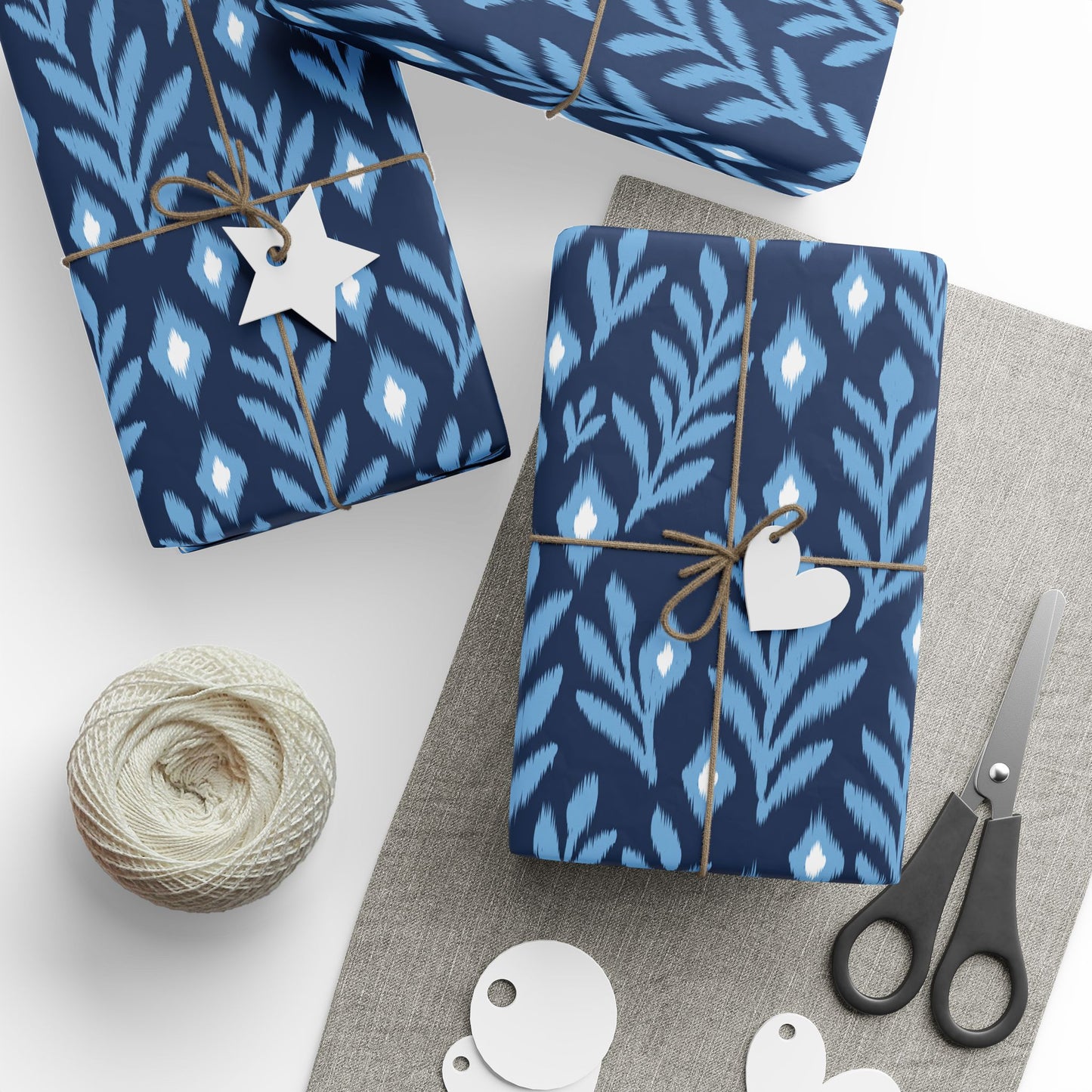 Gift Wrap | Chapel Hill, North Carolina | Laurel