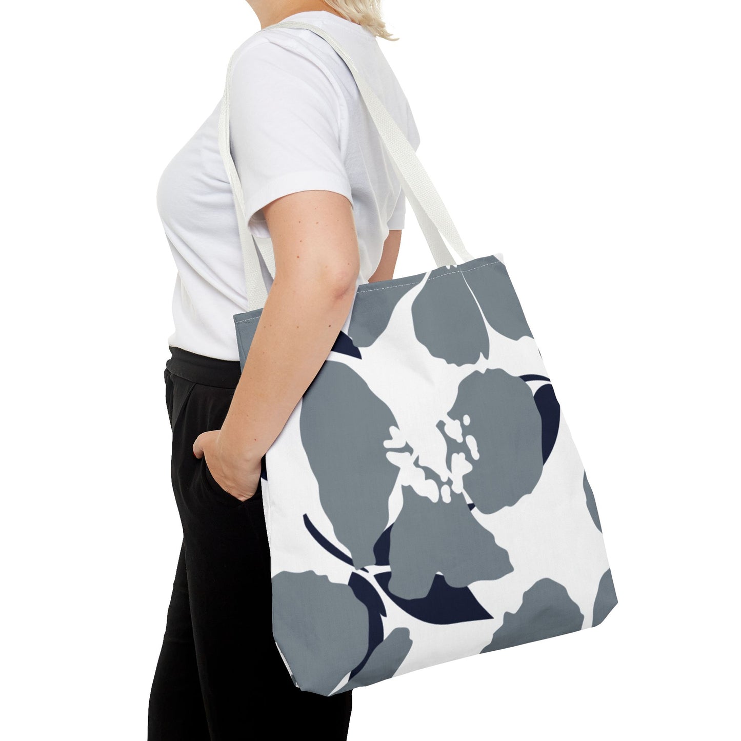 Totes | Storrs, Connecticut | Poppy