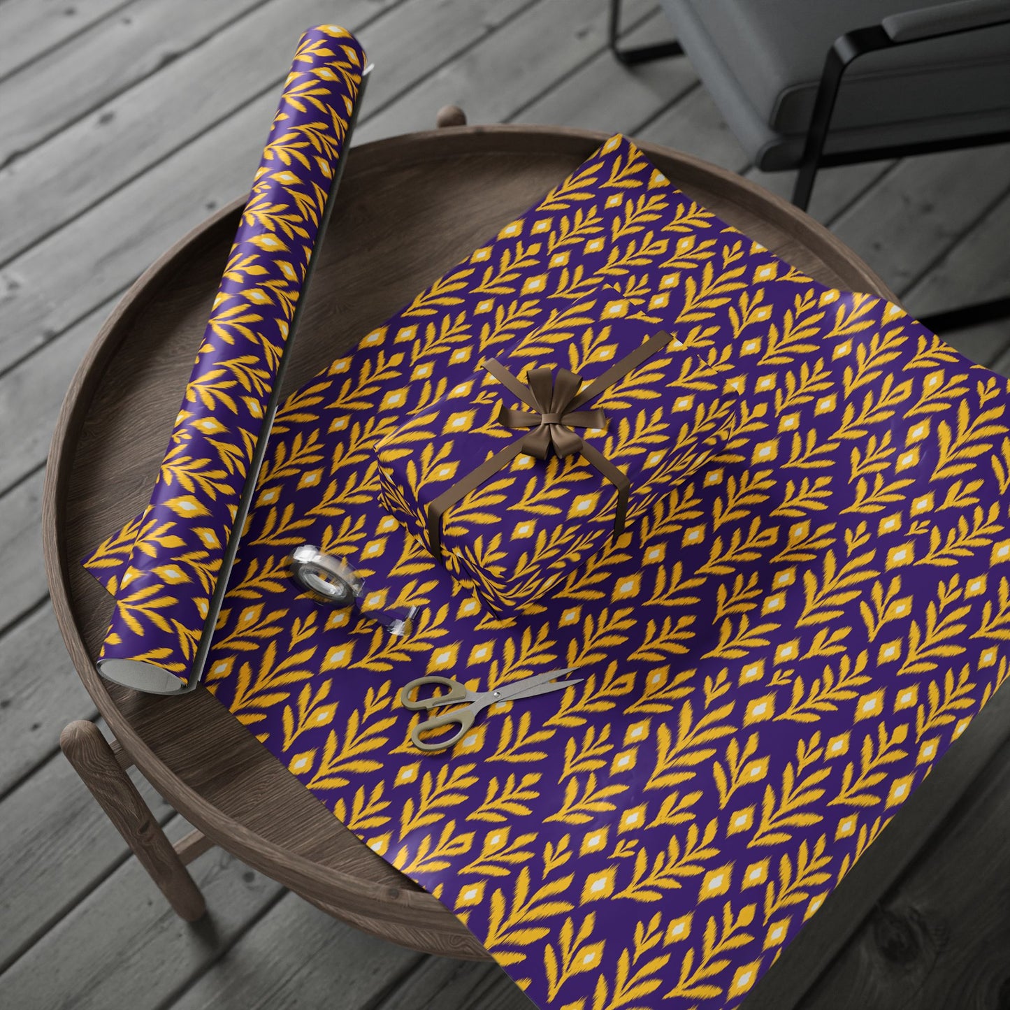 Gift Wrap | Baton Rouge, Louisiana | Laurel