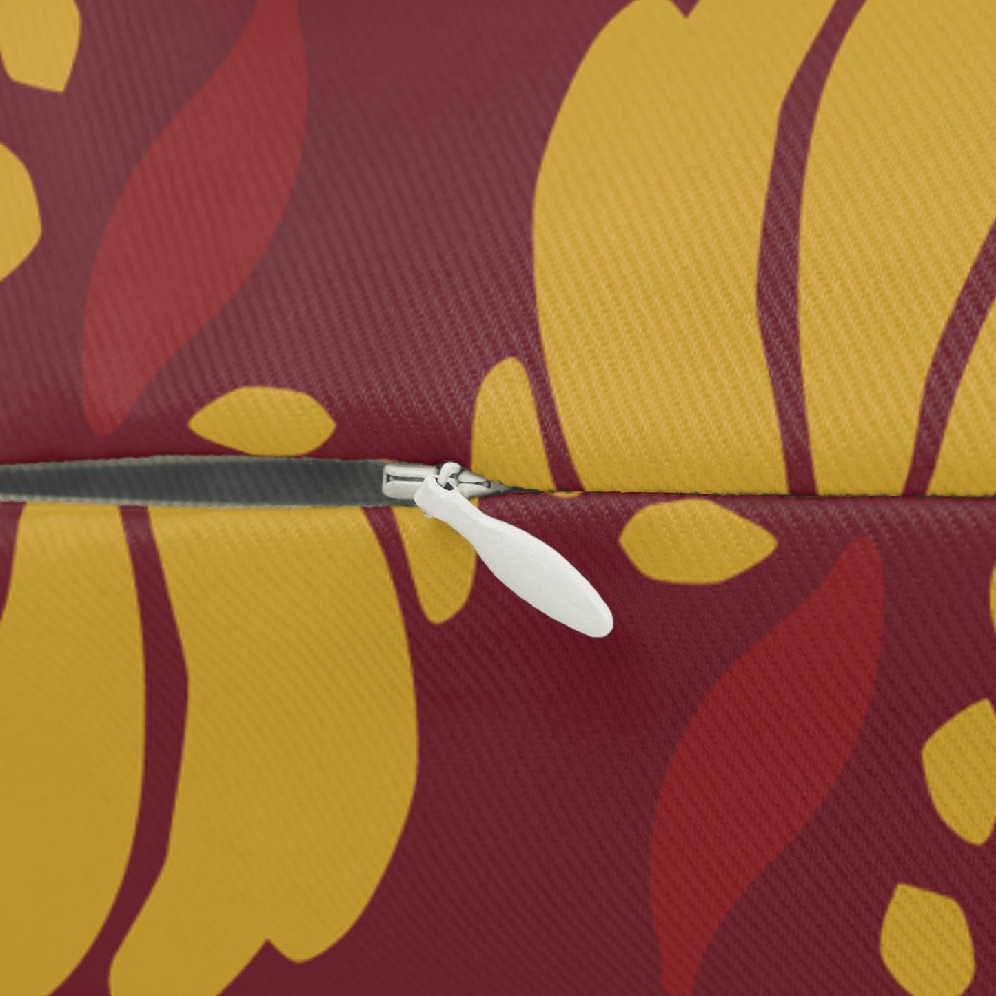 Pillow | Los Angeles, California | Bellis