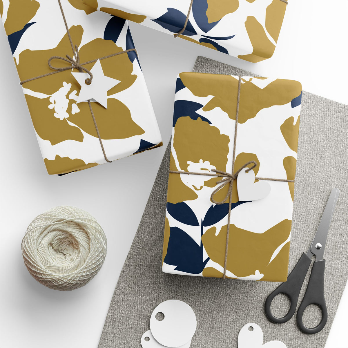 Gift Wrap | Notre Dame, Indiana | Poppy