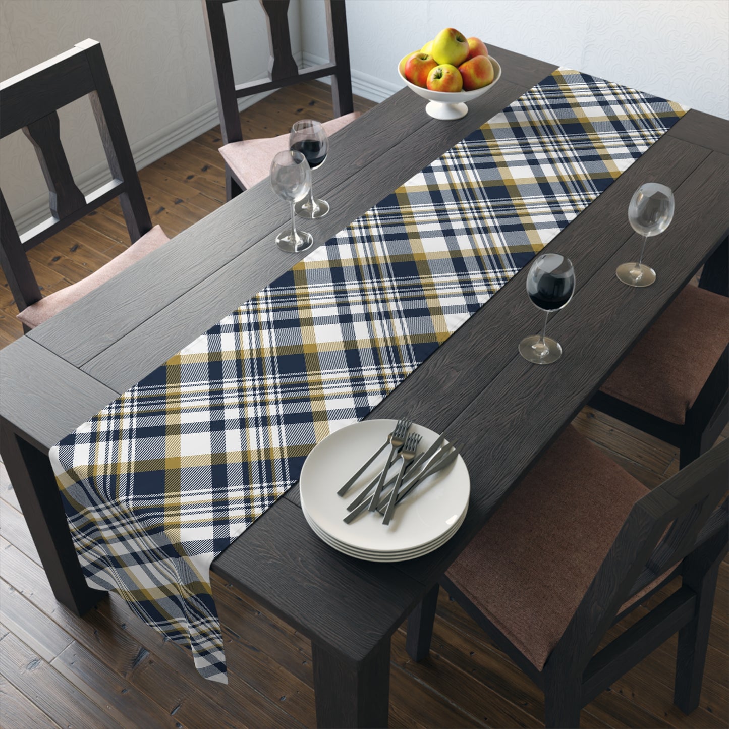 Table Runner | Notre Dame, Indiana | Tartan