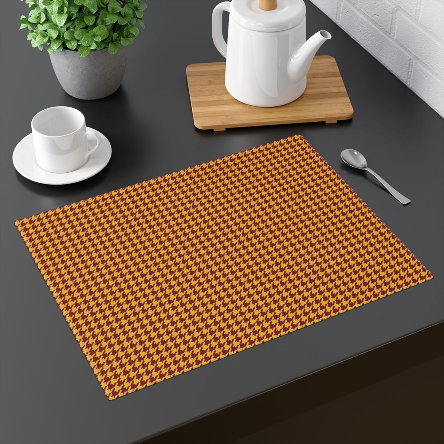 Placemat | Red & Yellow | Houndstooth