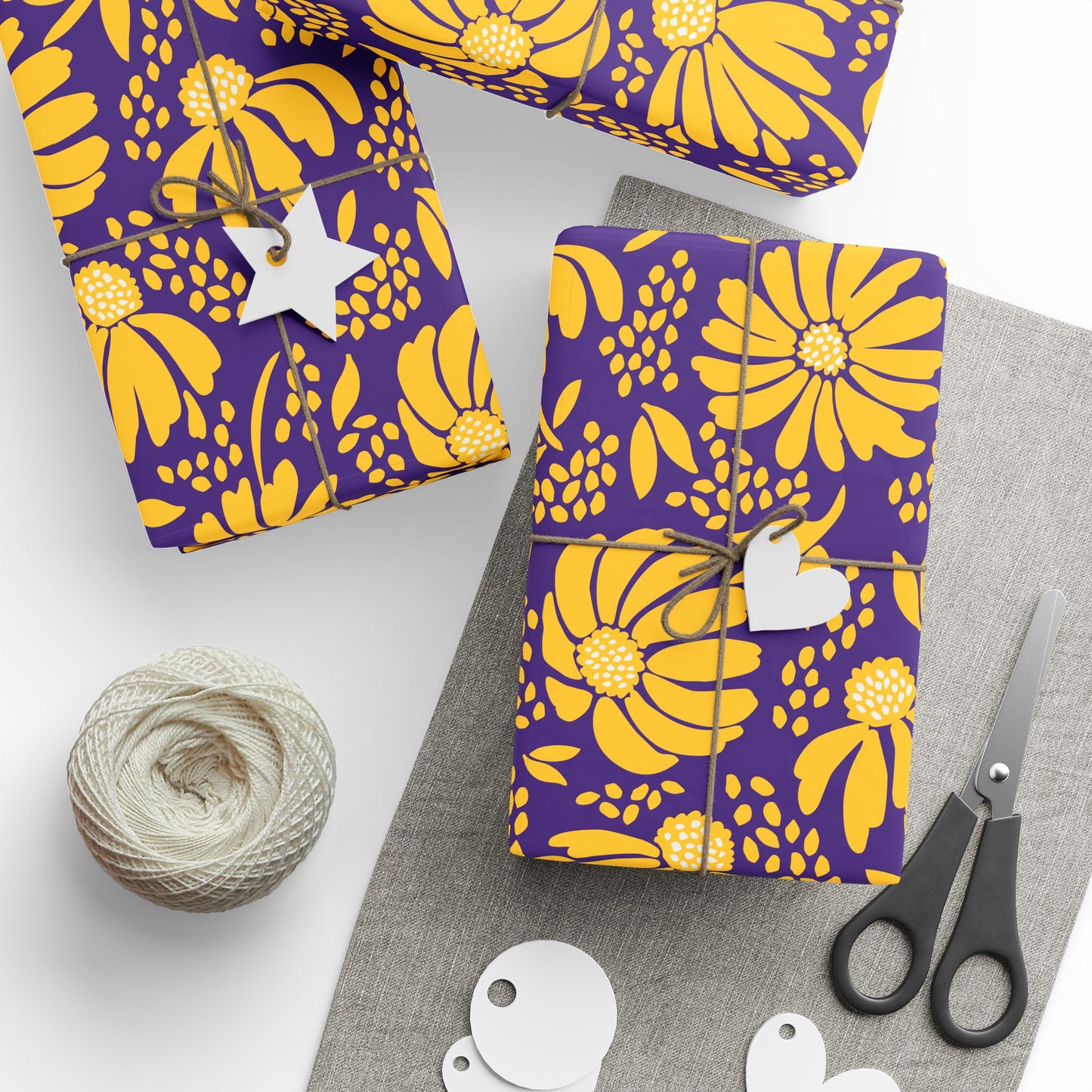 Gift Wrap | Baton Rouge, Louisiana | Bellis
