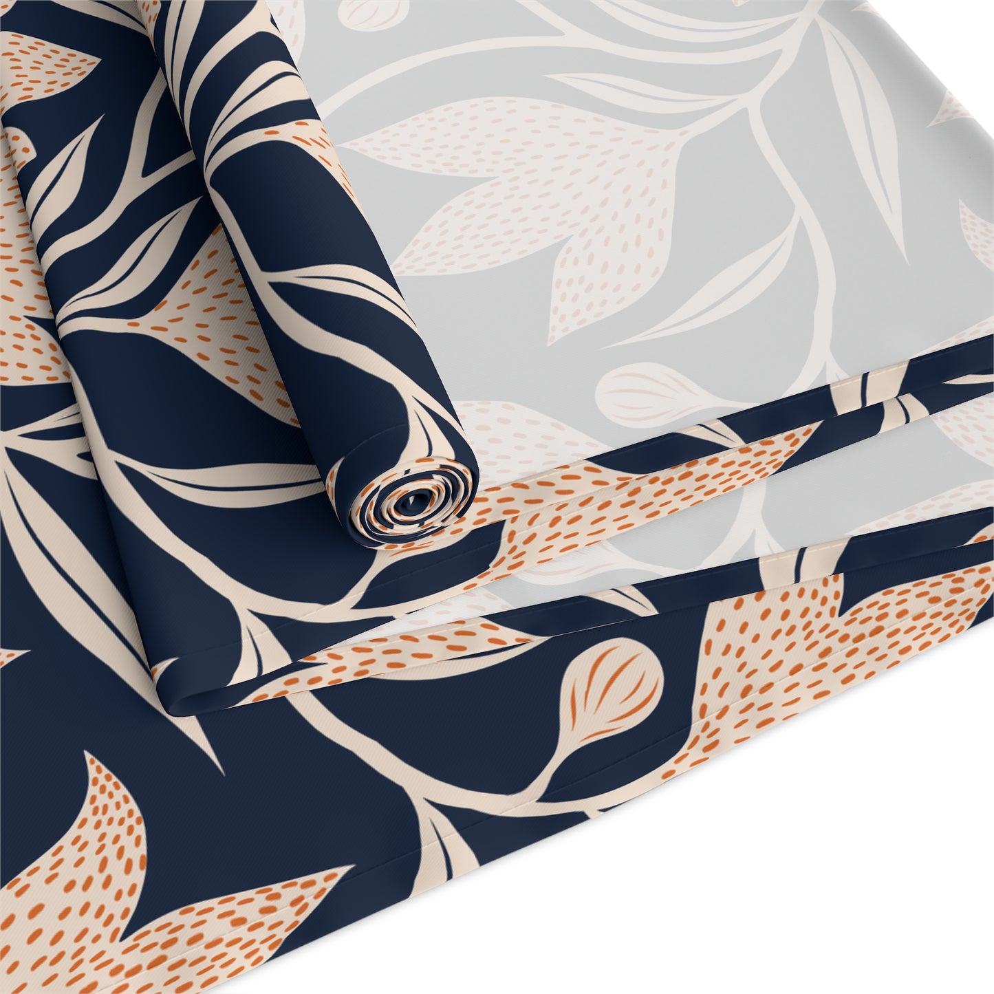 Table Runner | Auburn, Alabama | Magnolia