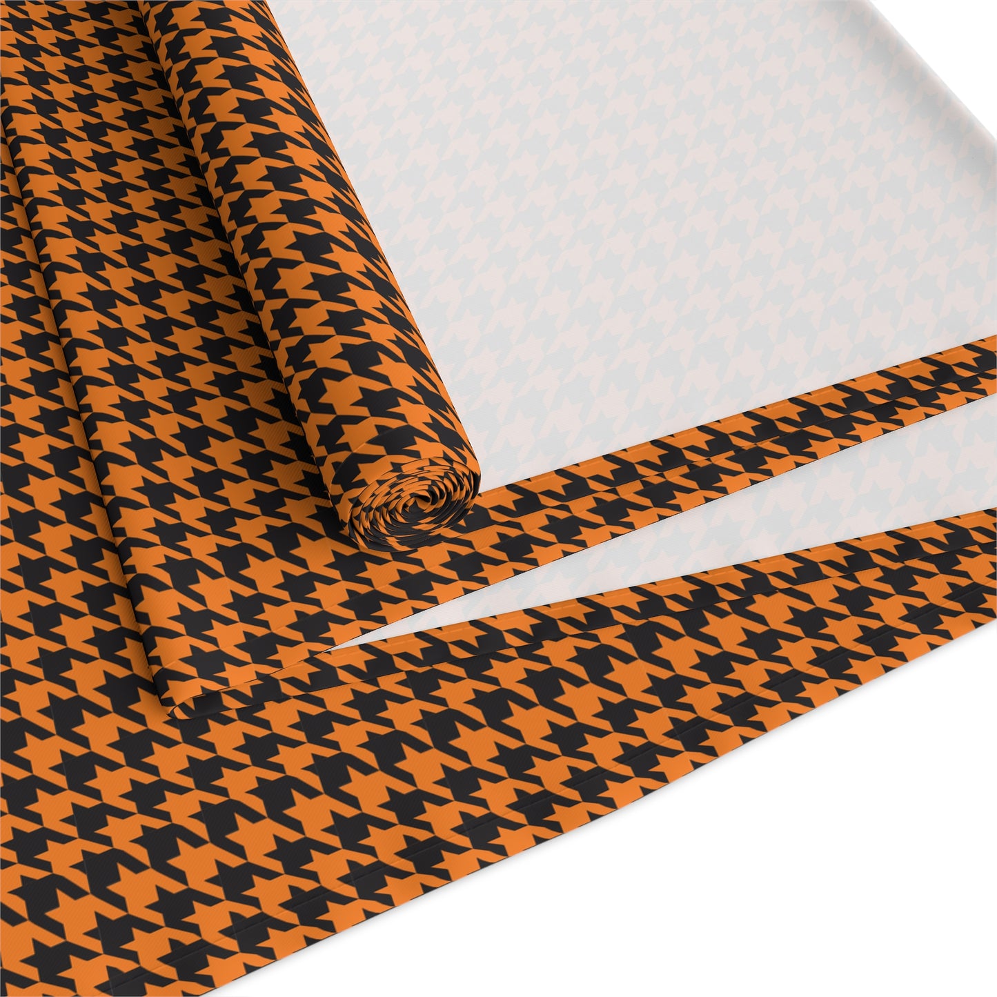 Table Runner | Princeton, New Jersey | Houndstooth