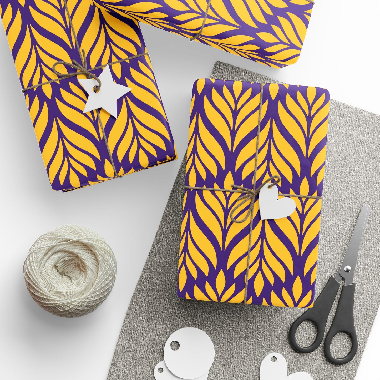 Gift Wrap | Baton Rouge, Louisiana | Palm