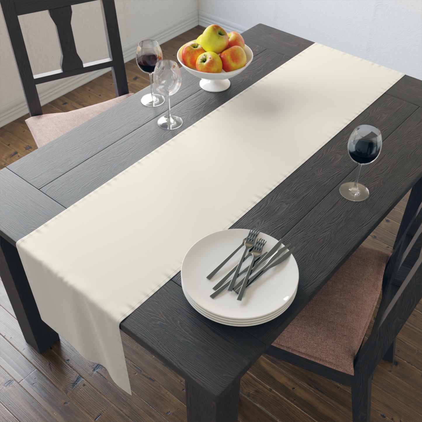 Table Runner | Atlanta, Georgia | Light