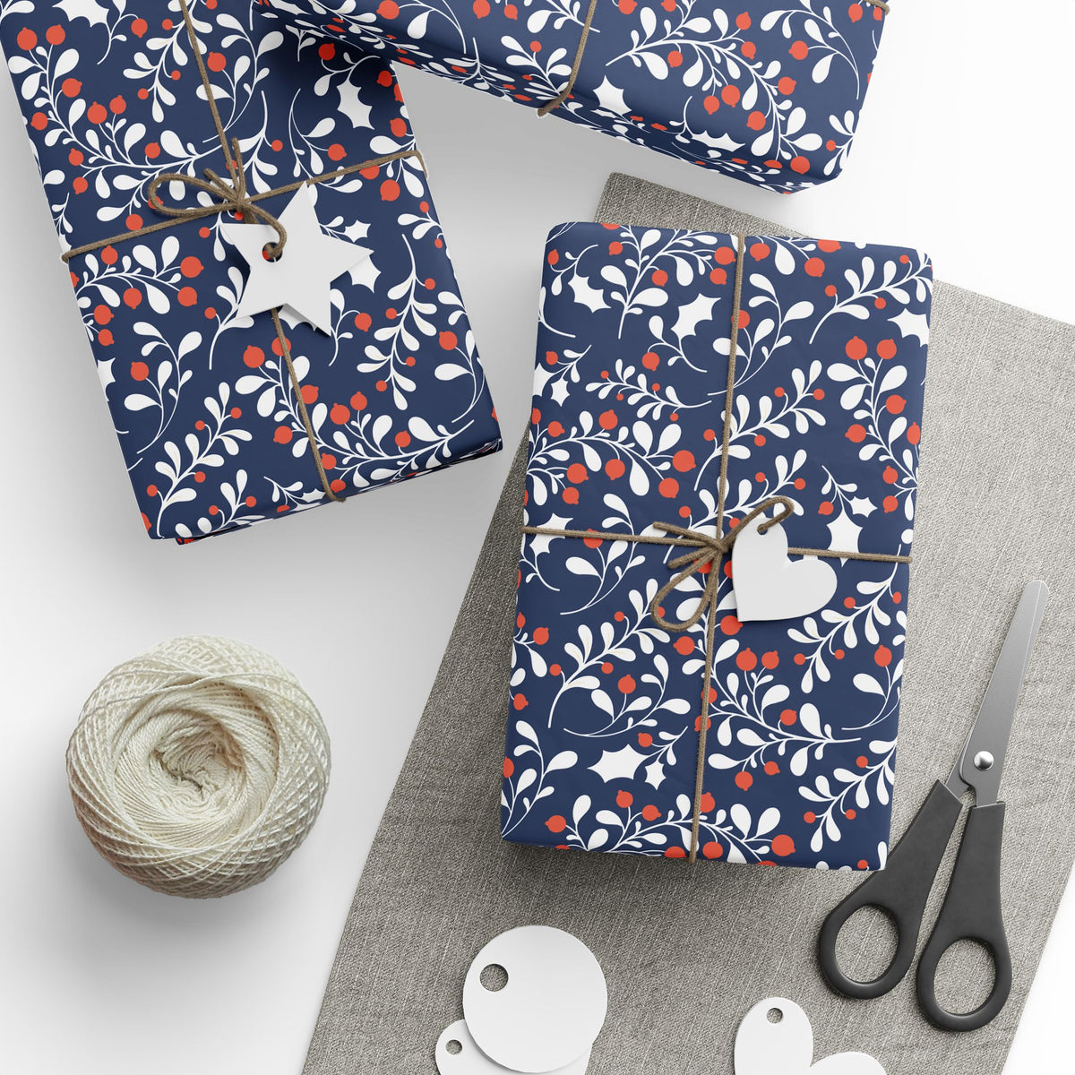 Gift Wrap | Charlottesville, Virginia | Holly