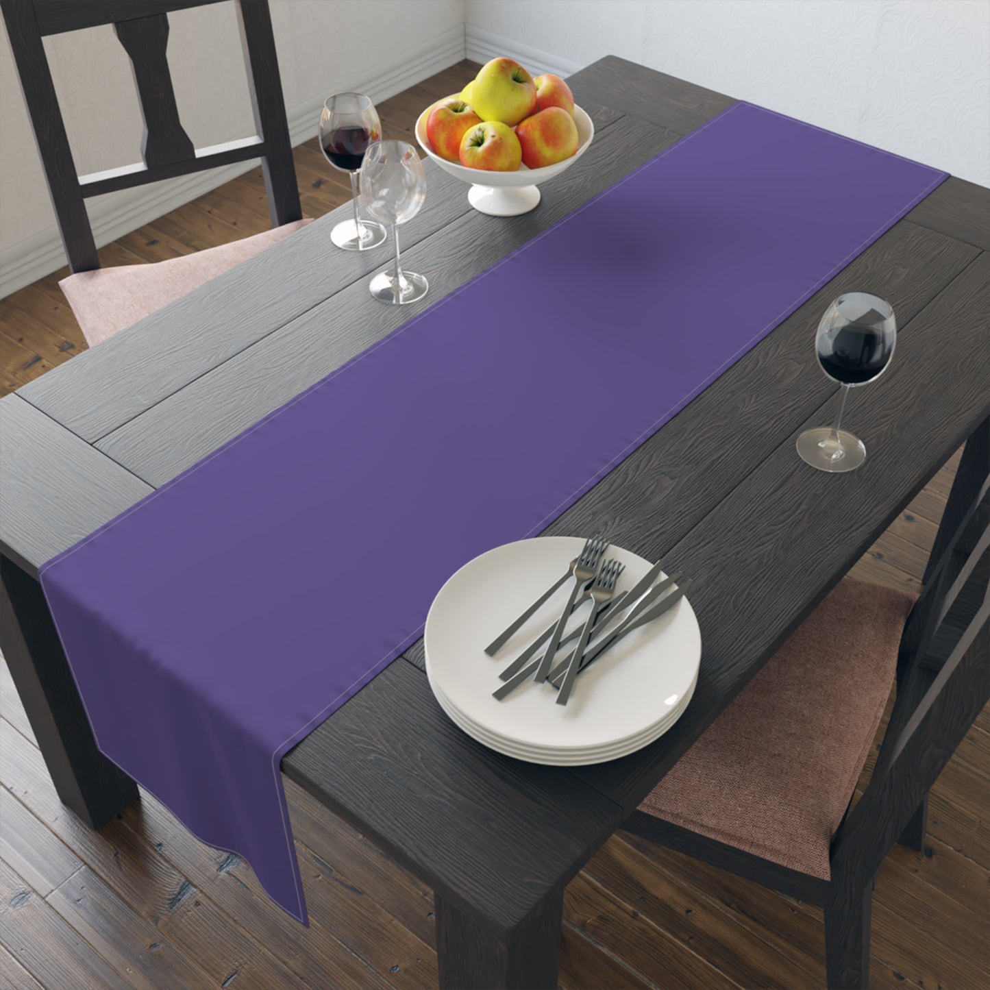 Table Runner | Harrisonburg, Virginia | Dark