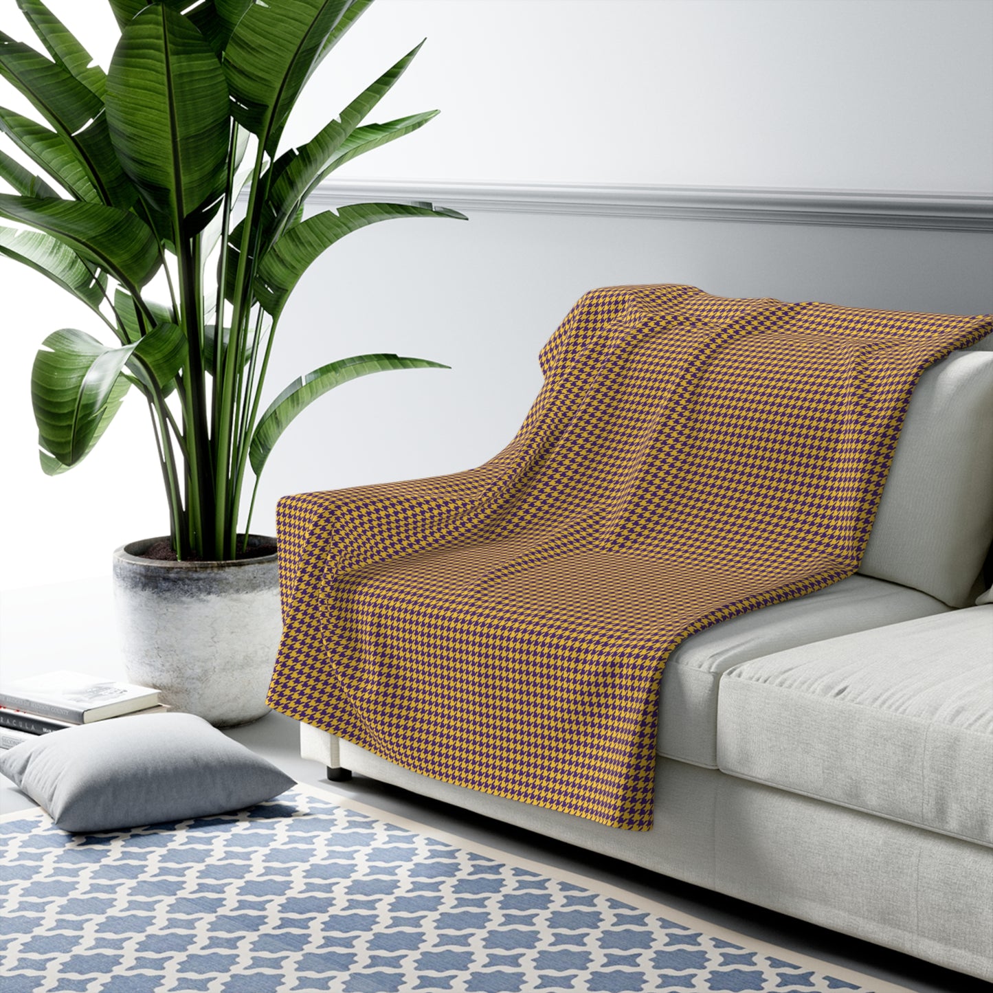 Sherpa Blanket | Baton Rouge, Louisiana | Houndstooth