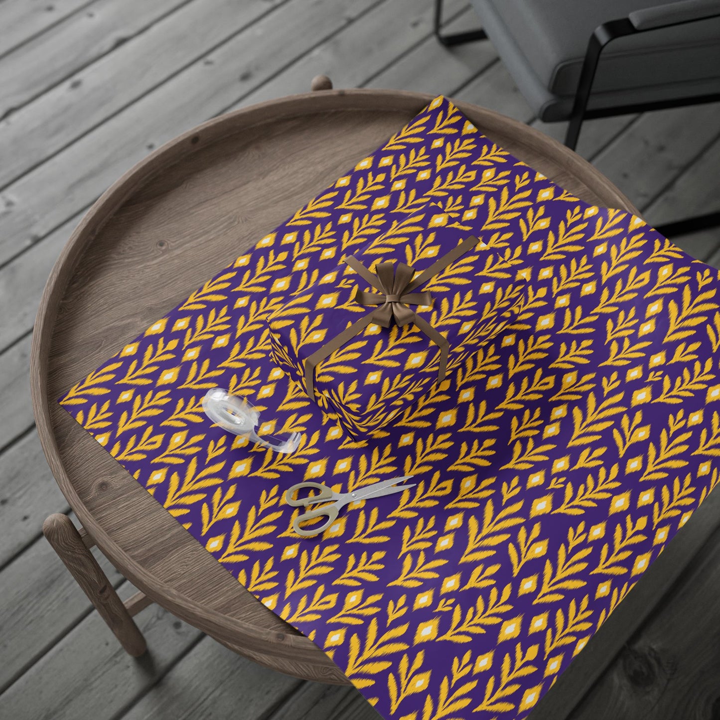 Gift Wrap | Baton Rouge, Louisiana | Laurel