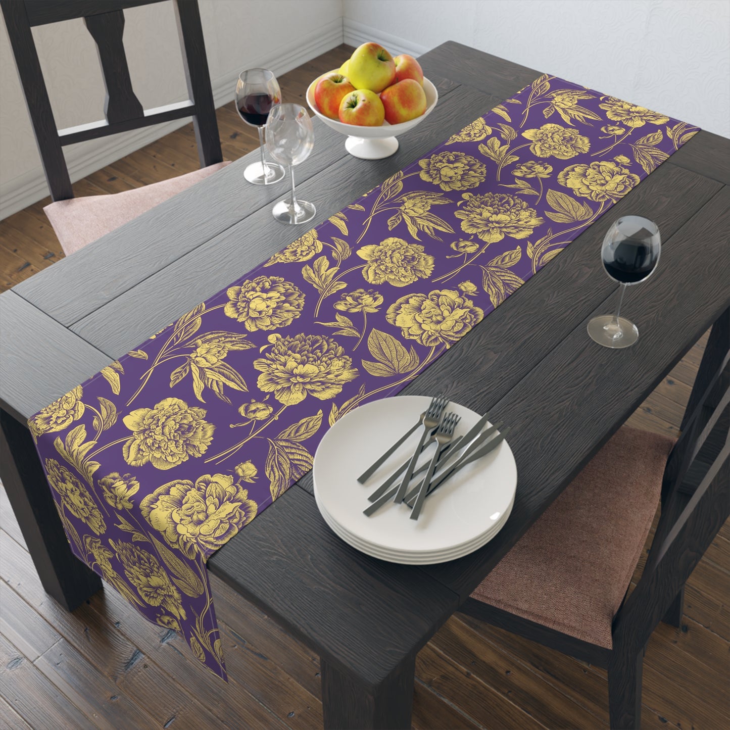 Table Runner | Baton Rouge, Louisiana | Peony
