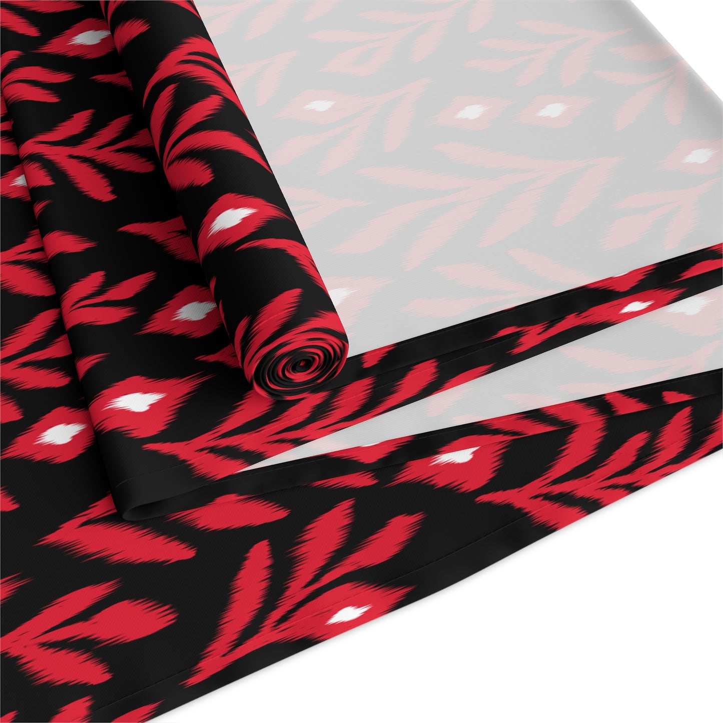 Table Runner | New Brunswick, New Jersey | Laurel