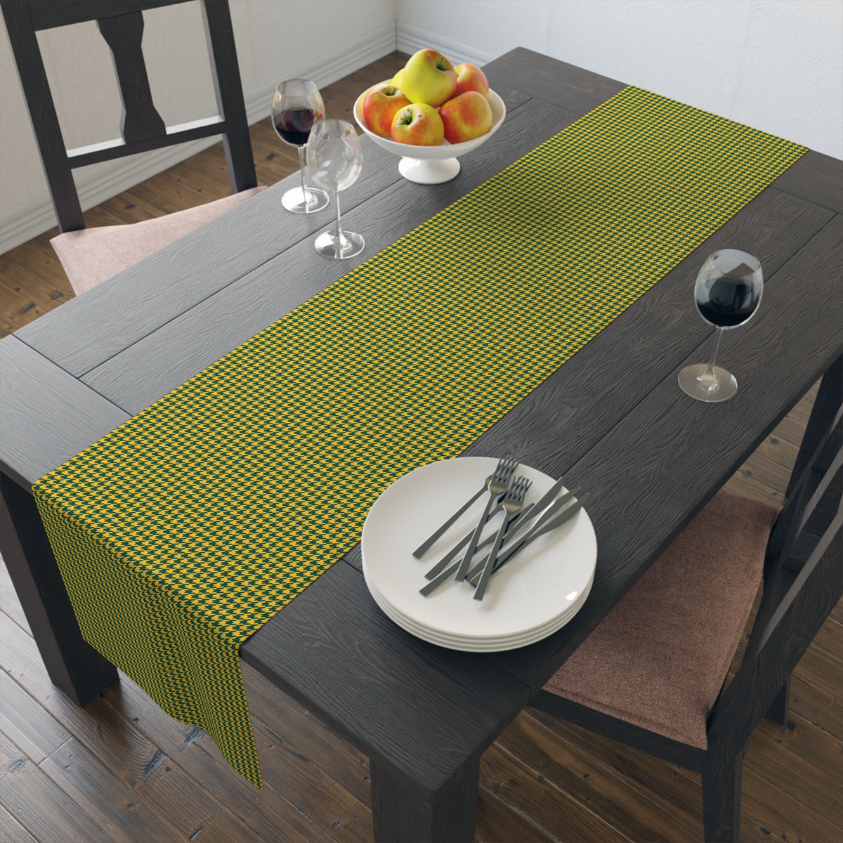 Table Runner | Fairfax, Virginia | Houndstooth