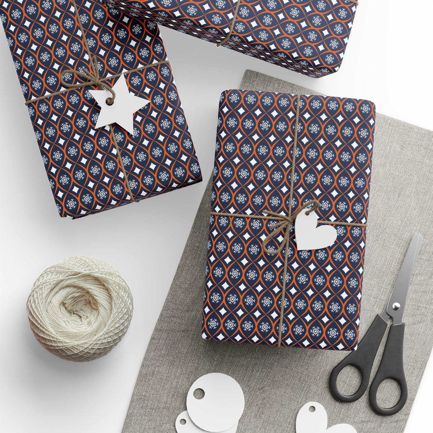 Gift Wrap | Auburn, Alabama | Snow