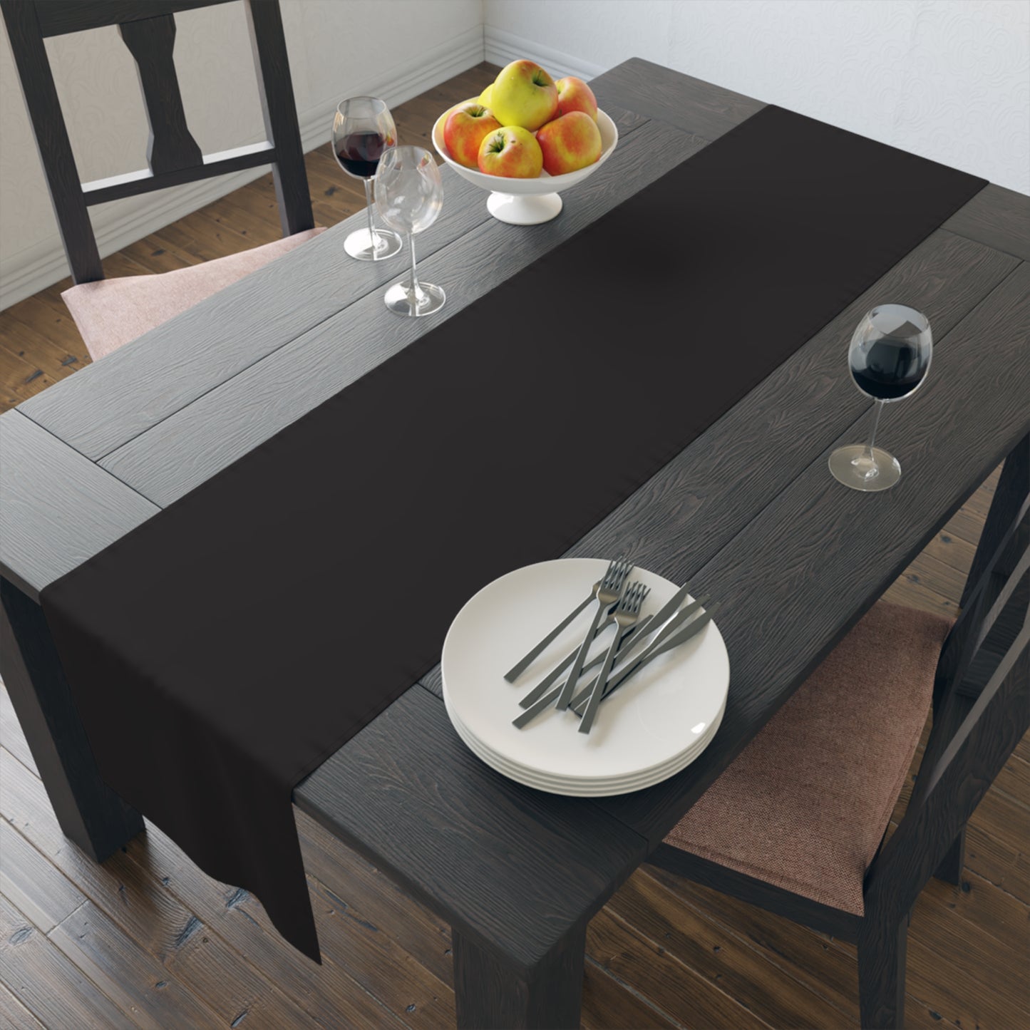 Table Runner | Raleigh, North Carolina | Dark