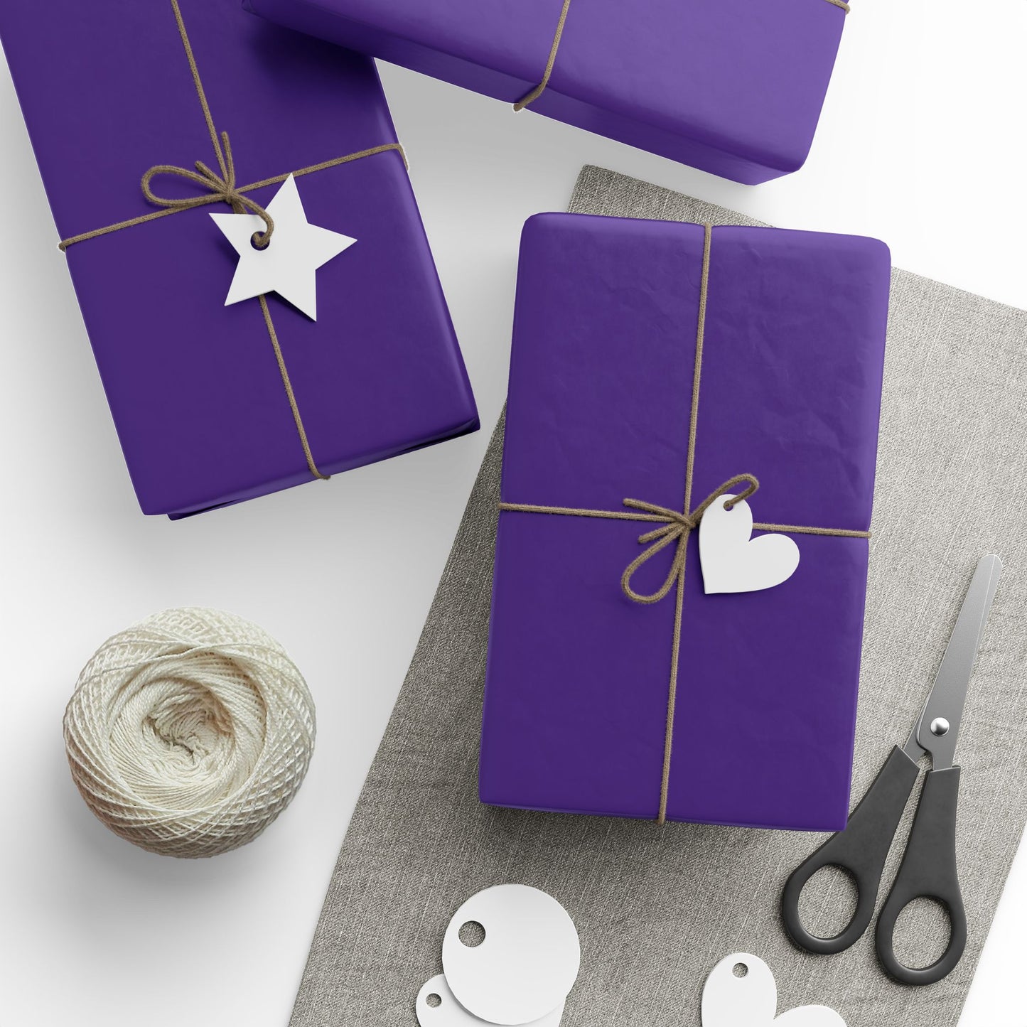 Gift Wrap | Baton Rouge, Louisiana | Dark�