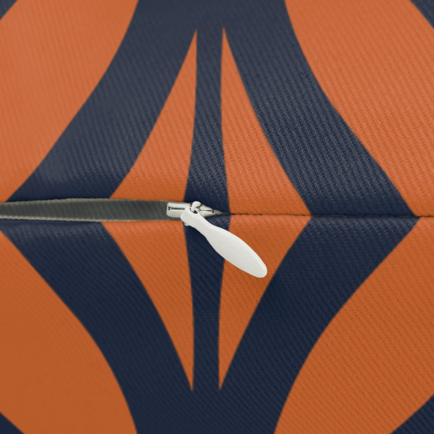 Pillow | Auburn, Alabama | Palm