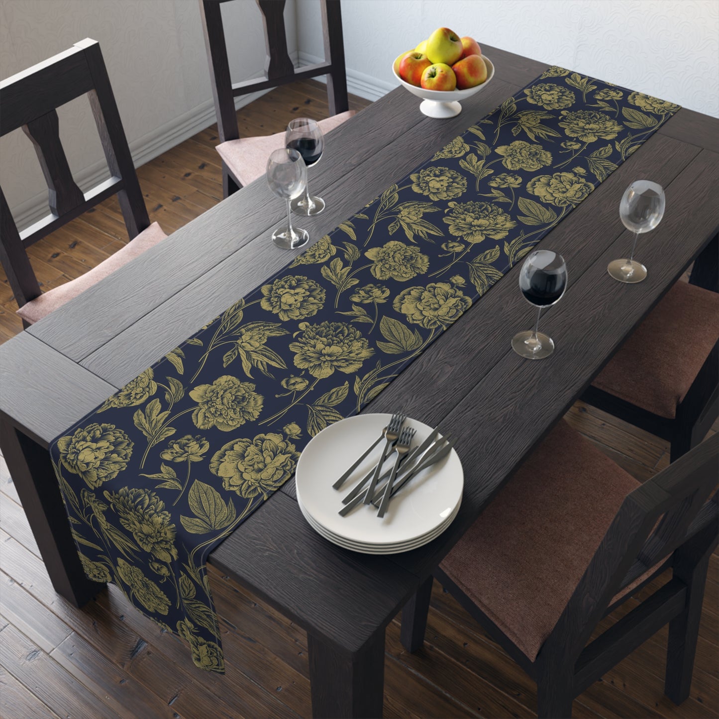 Table Runner | Notre Dame, Indiana | Peony