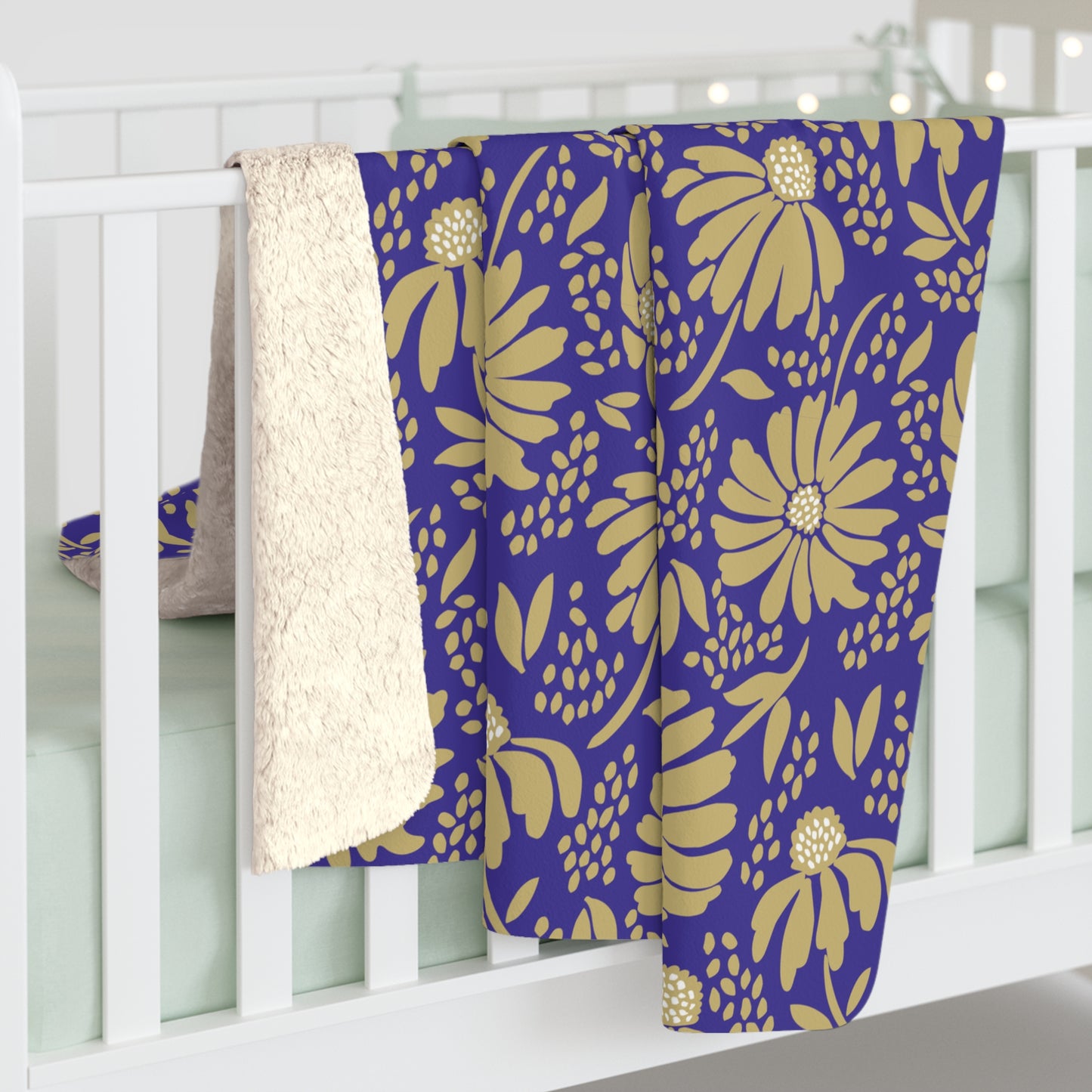 Sherpa Blanket | Harrisonburg, Virginia | Bellis