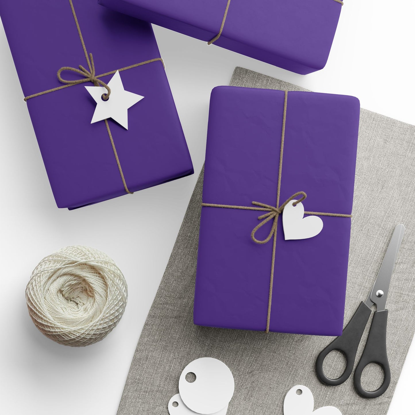 Gift Wrap | Baton Rouge, Louisiana | Dark�