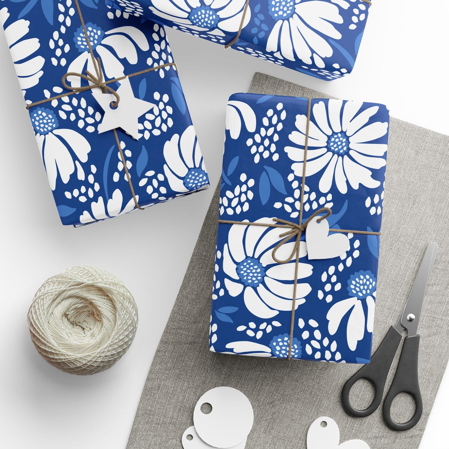 Gift Wrap | Lexington, Kentucky | Bellis