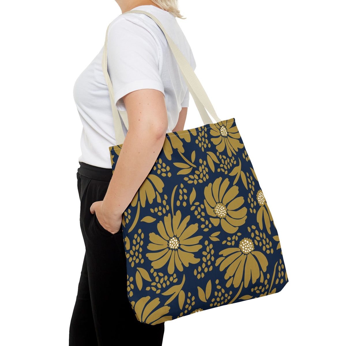 Totes | Notre Dame, Indiana | Bellis