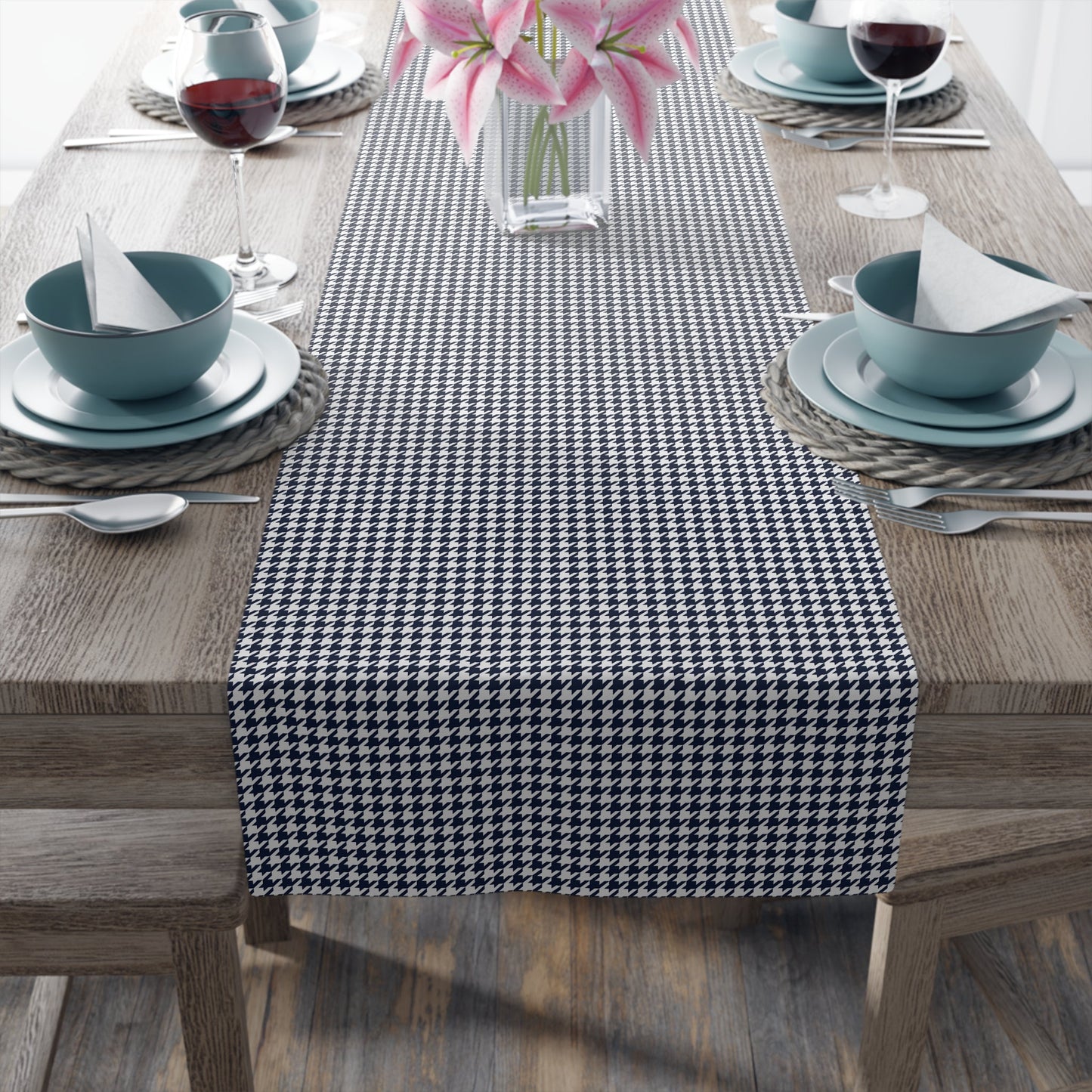 Table Runner | Navy & White | Houndstooth