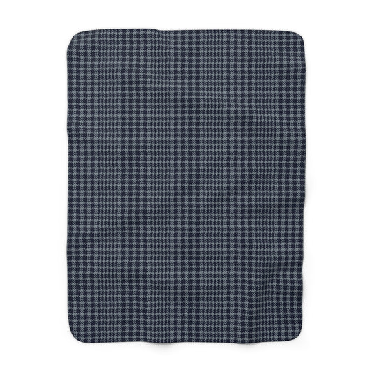 Sherpa Blanket | Storrs, Connecticut | Tweed