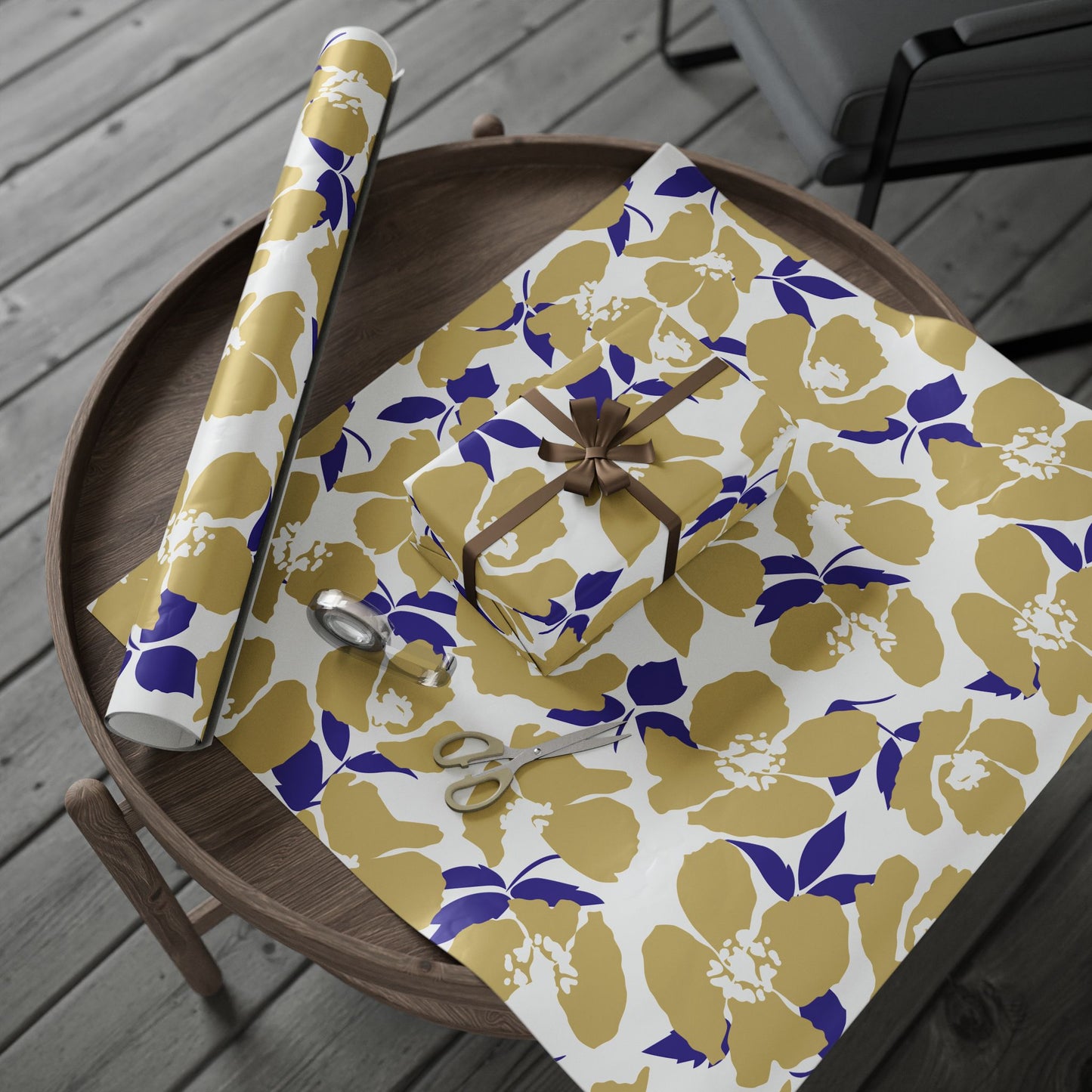 Gift Wrap | Harrisonburg, Virginia | Poppy